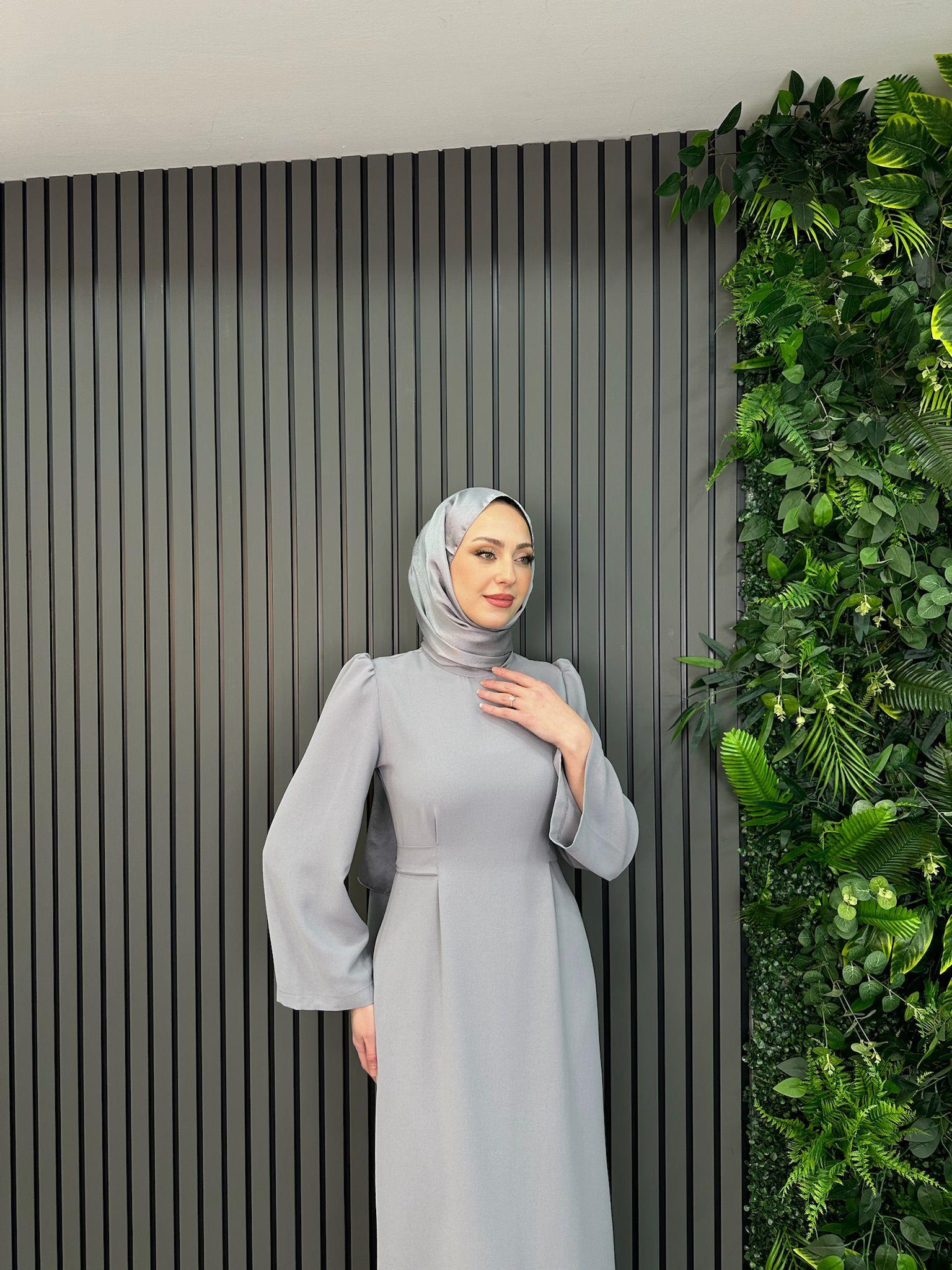 Elbise
Kendinden Kemerli Elbise Açık Gri