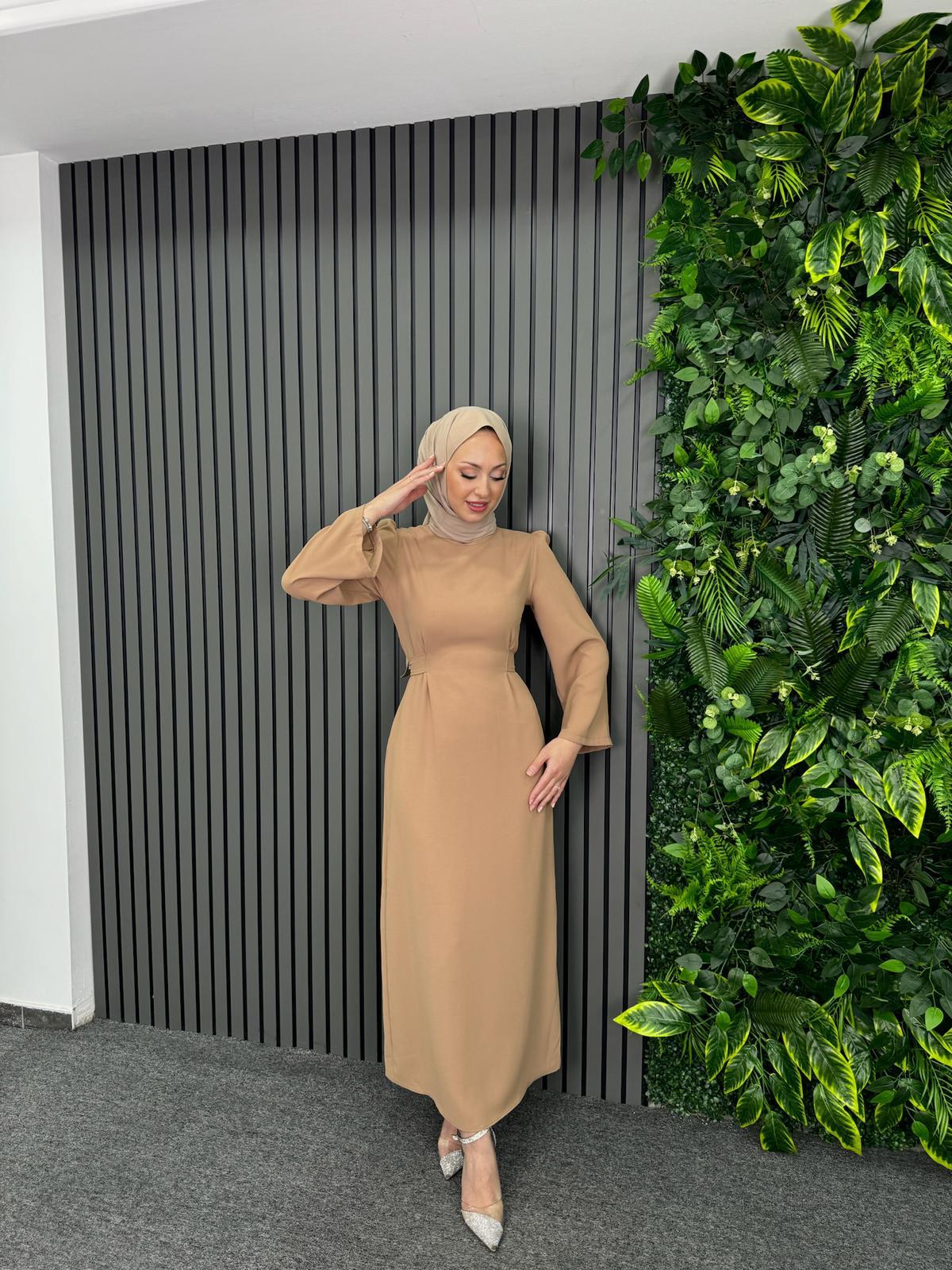 Elbise
Kendinden Kemerli Elbise Bej