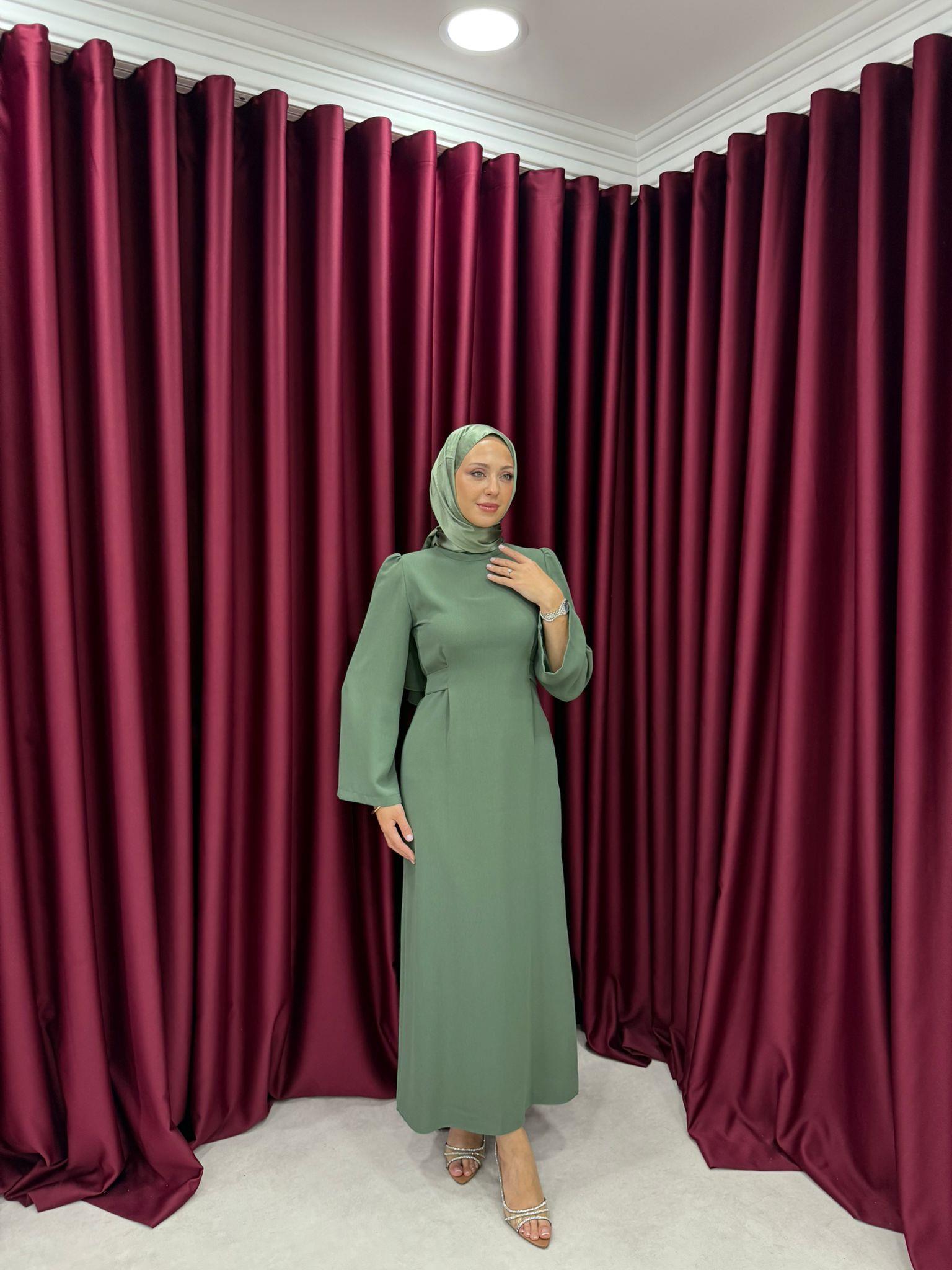 Elbise
Kendinden Kemerli Elbise Haki 