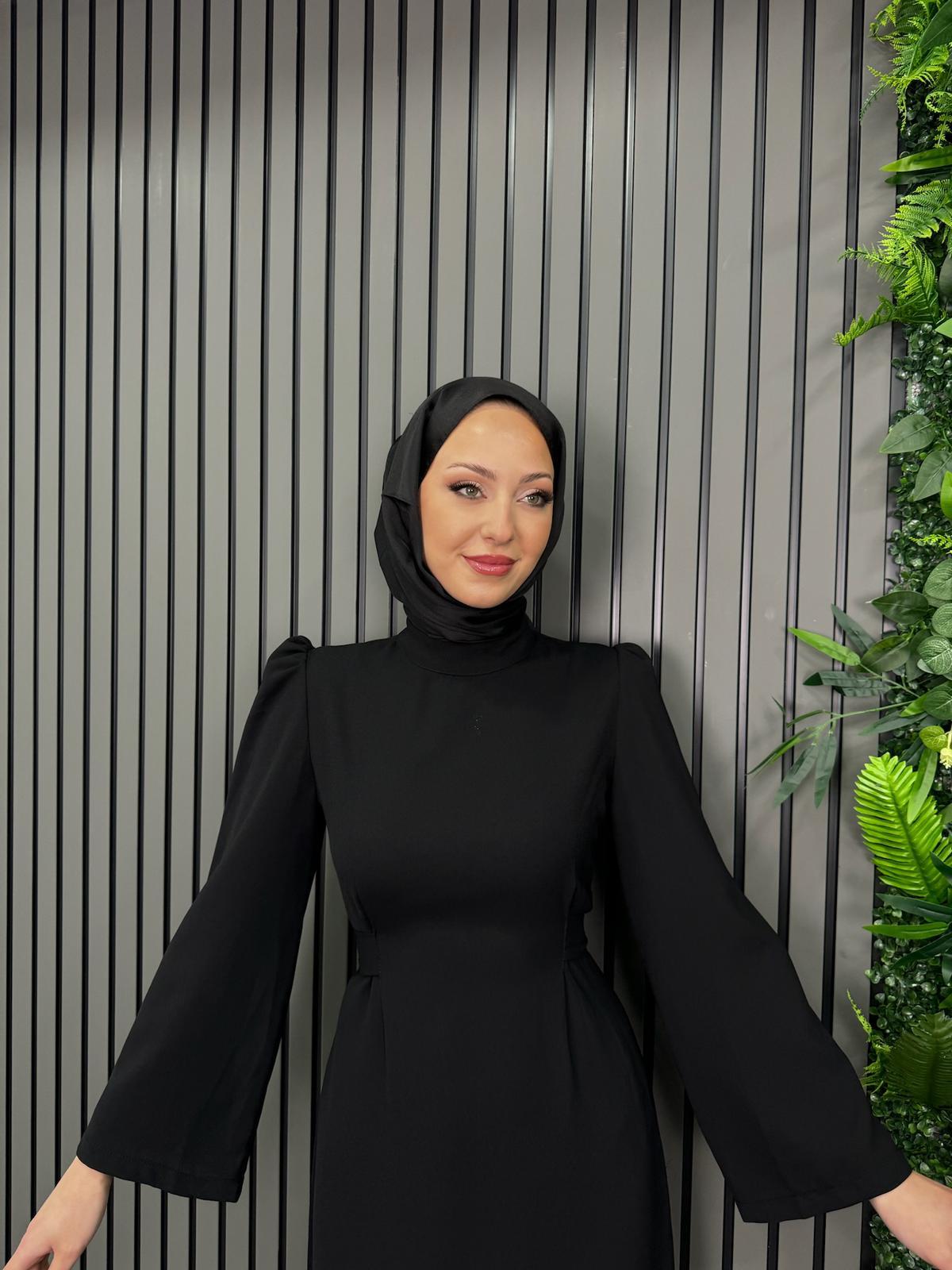 Elbise
Kendinden Kemerli Elbise Siyah