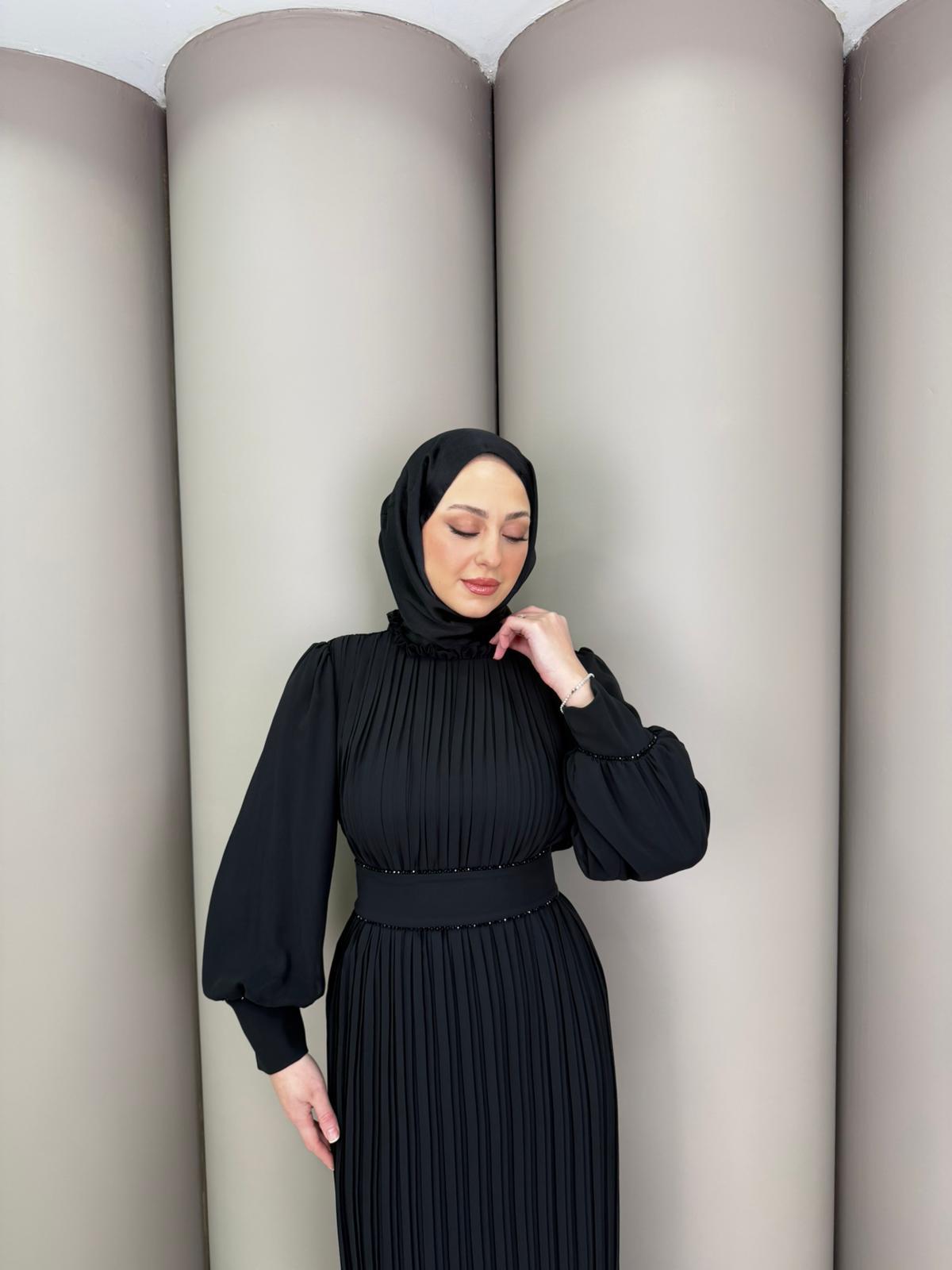 Elbise
Rüveyda Elbise Siyah