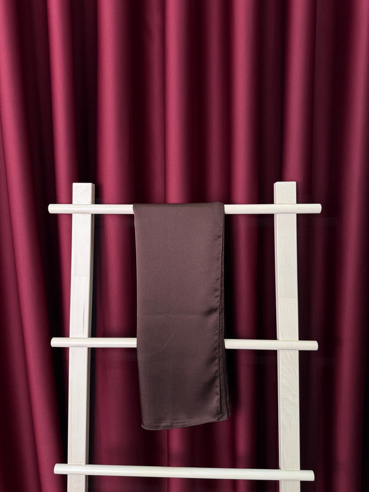 En Yeniler
Acı Kahve Rengi Şal