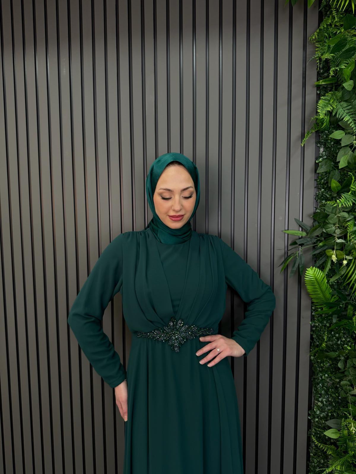 En Yeniler
Basra Abiye Zümrüt Yeşil