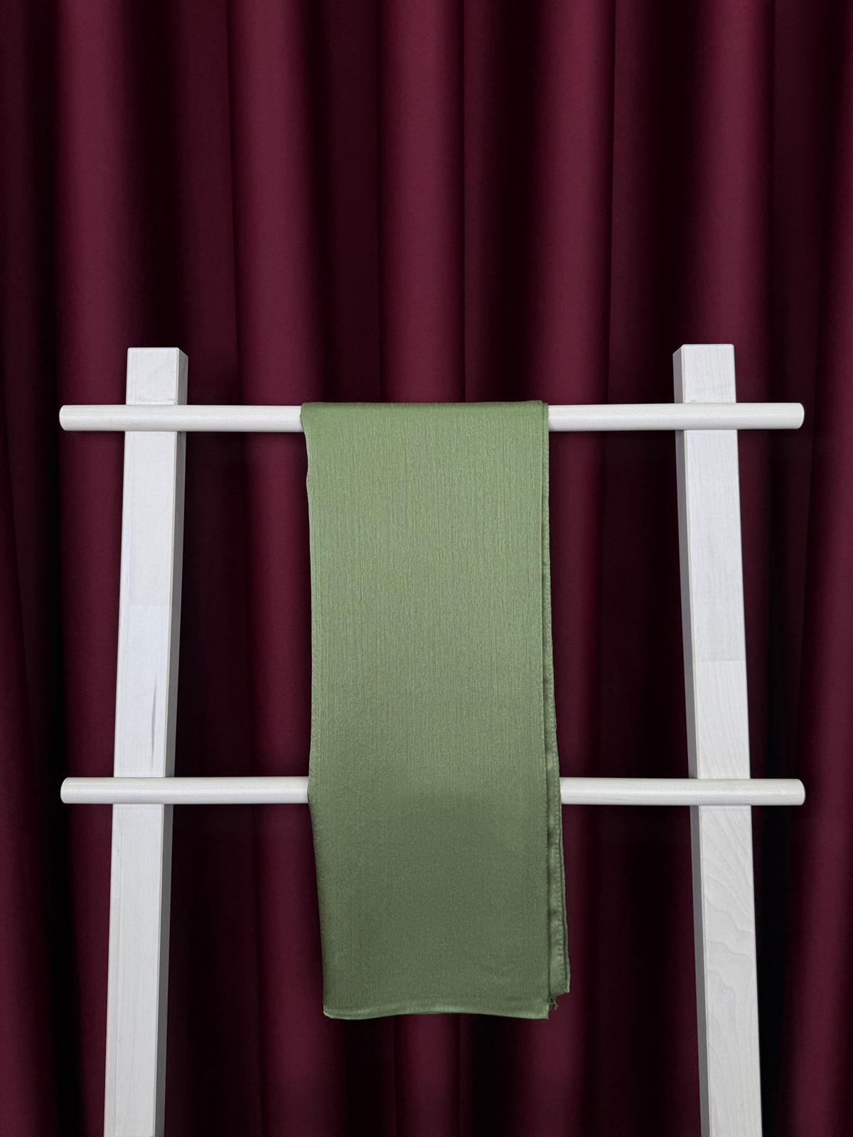 En Yeniler
Çağla Yeşil Rengi Şal