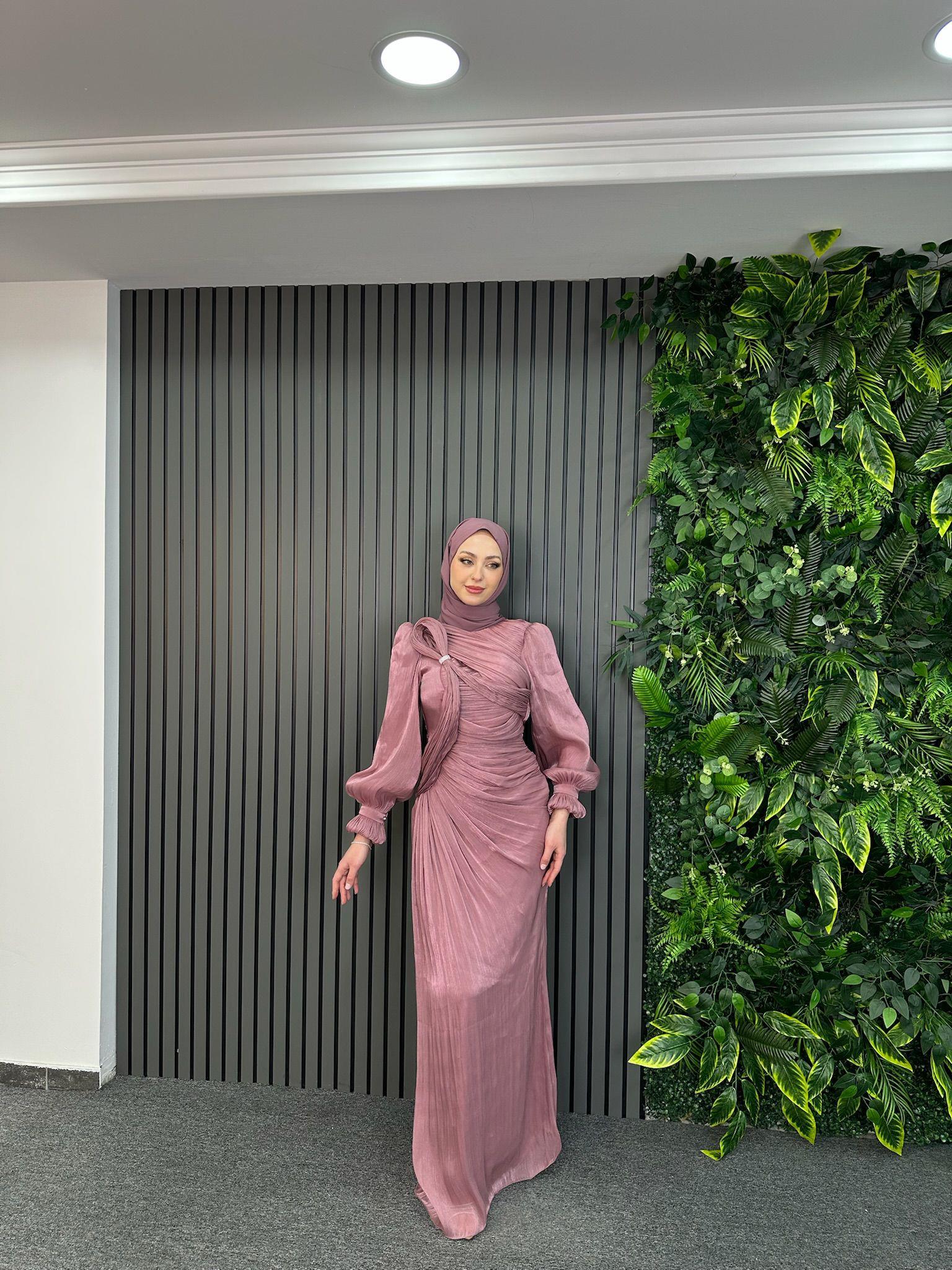 En Yeniler
Eftelya Abiye Gül Kurusu