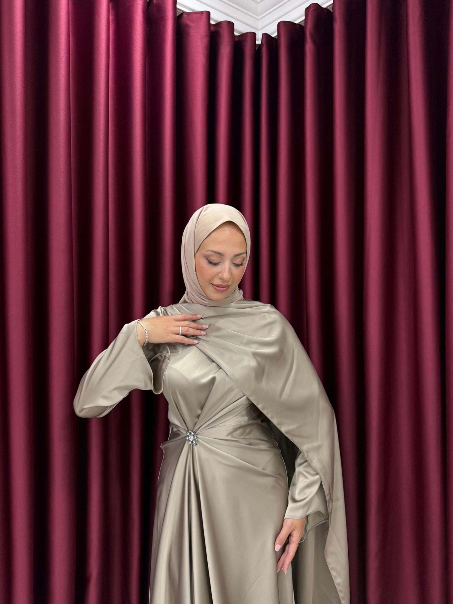 En Yeniler
Göksel Abiye Sütlü Kahve