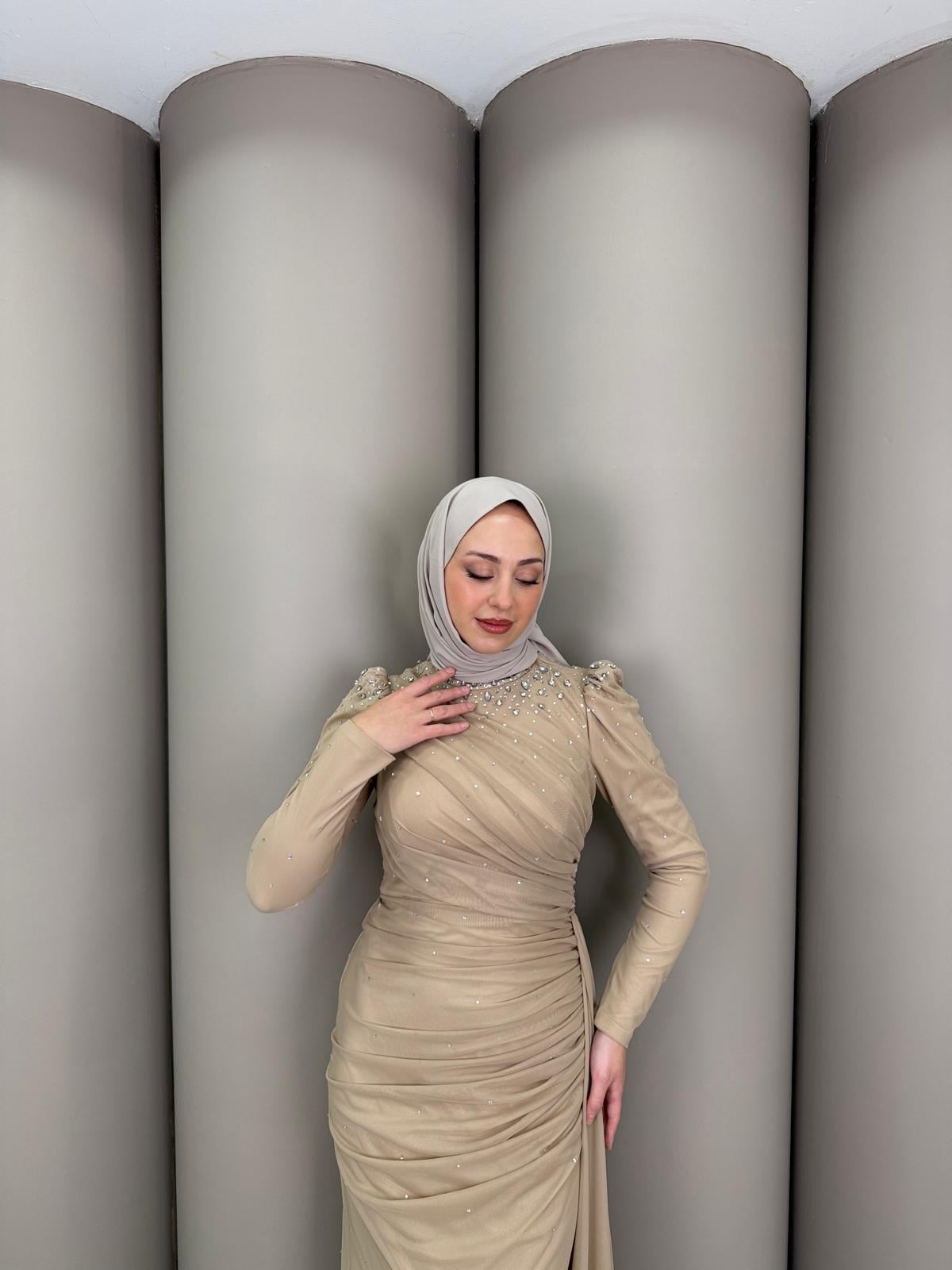 En Yeniler
İris Abiye Bej