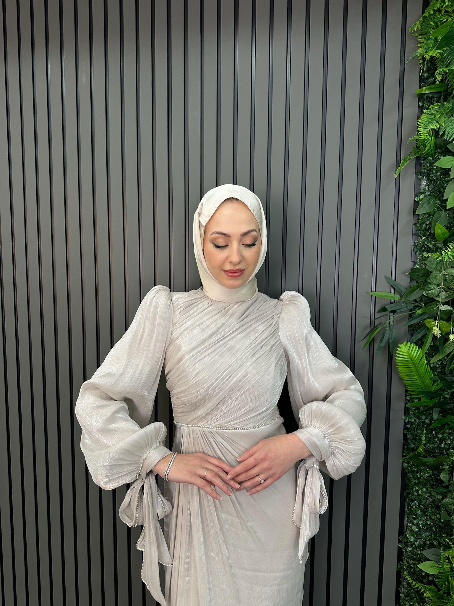 En Yeniler
Lidya Abiye Taş