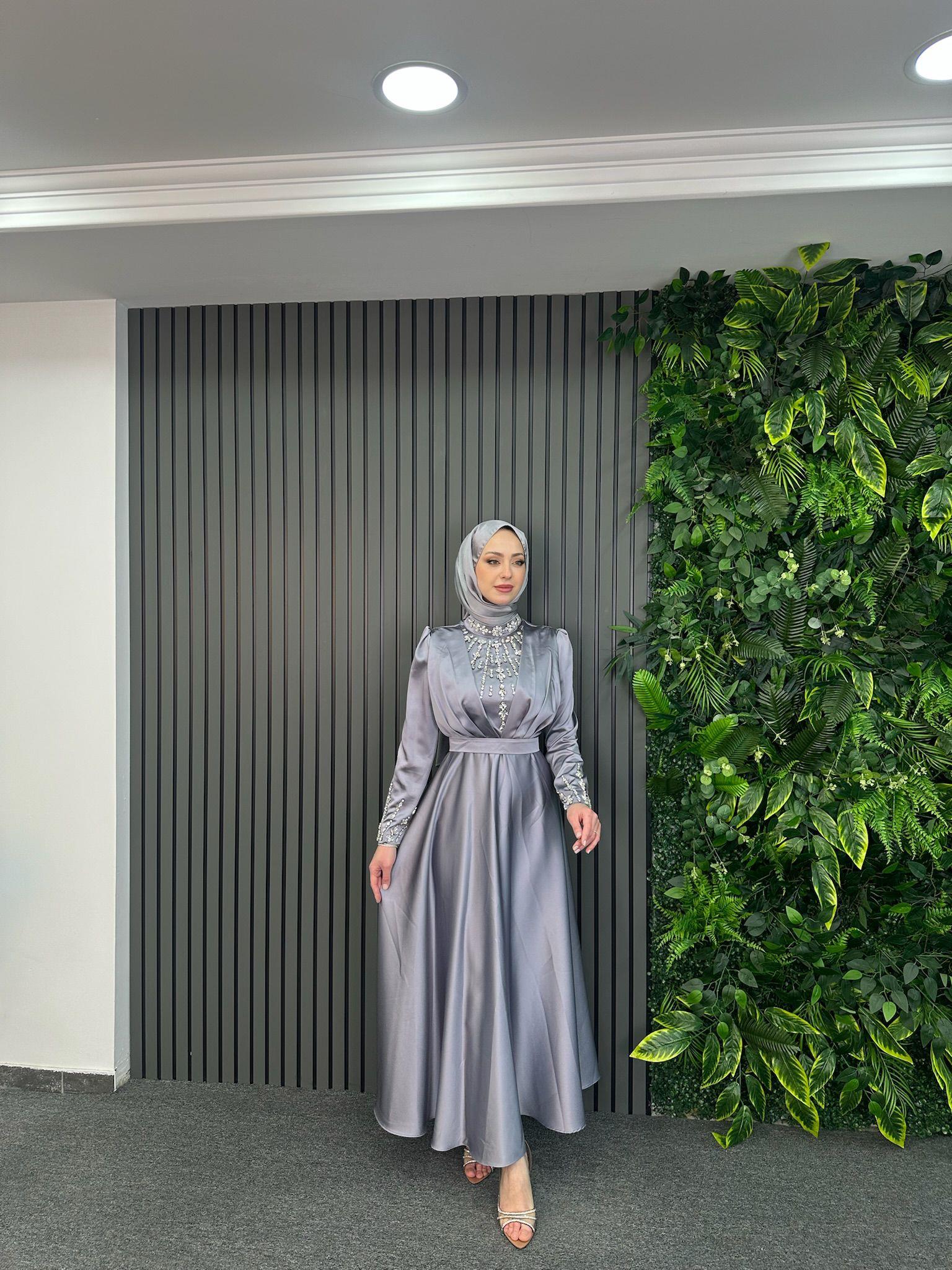 En Yeniler
Lucia Abiye Gri