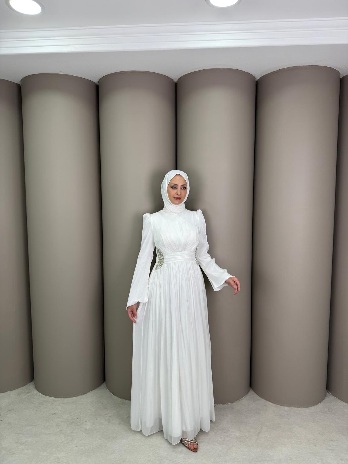 En Yeniler
Luness Abiye Beyaz