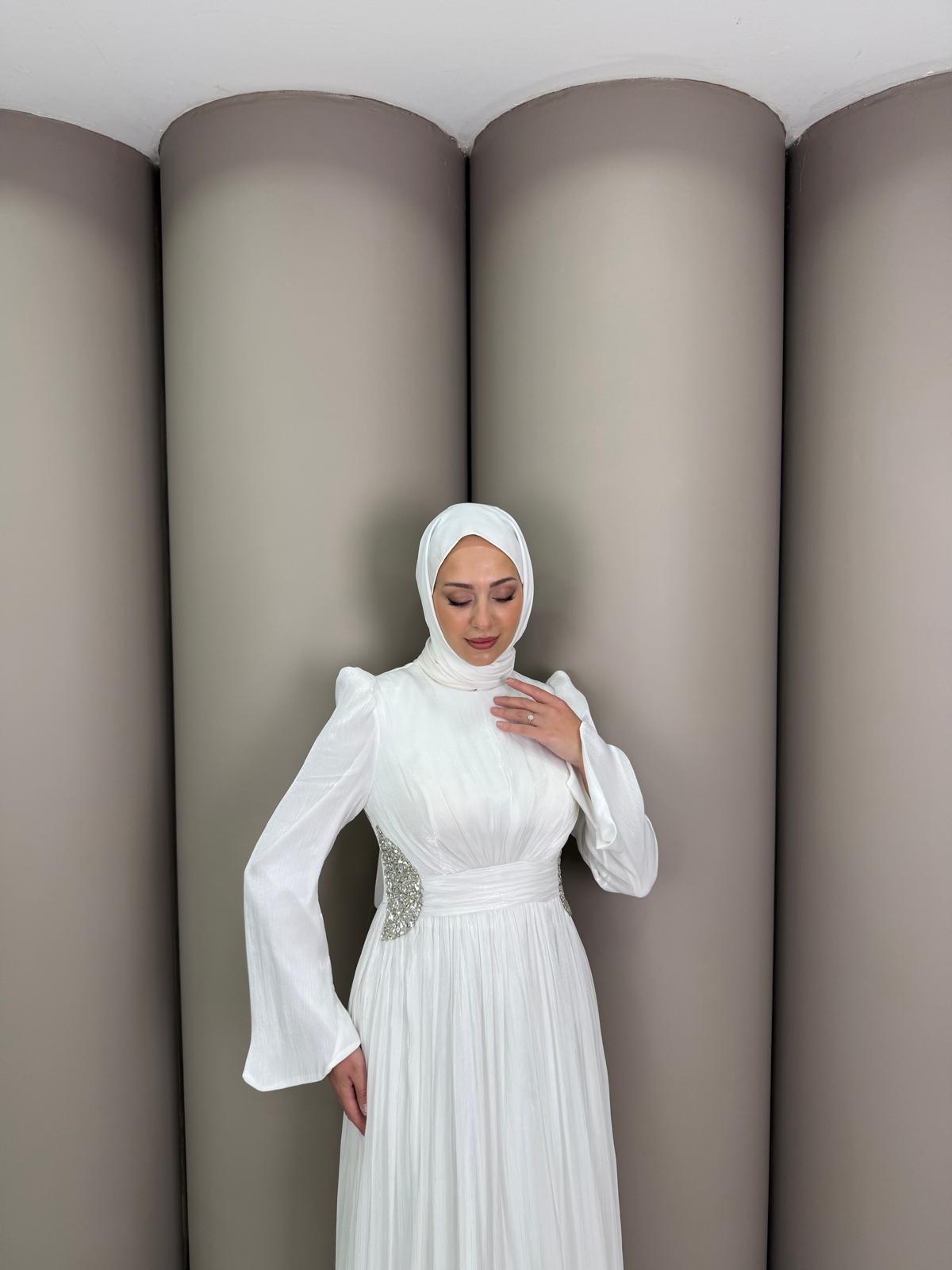 En Yeniler
Luness Abiye Beyaz