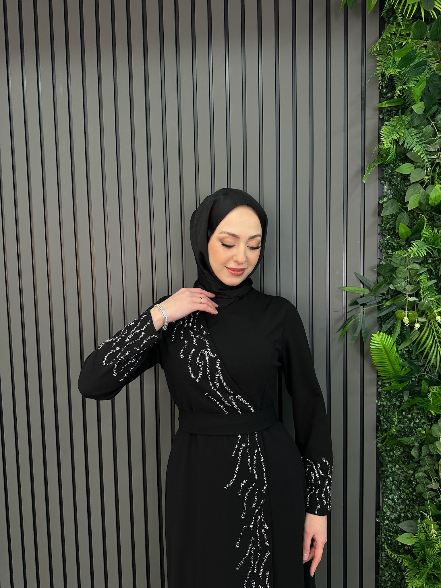 En Yeniler
Narin Abiye Siyah