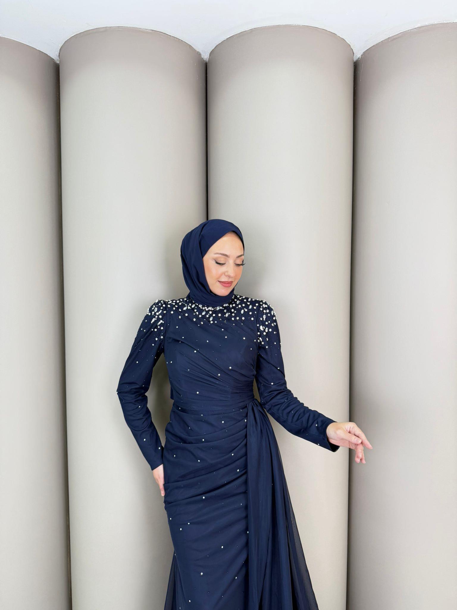 En Yeniler
Silva Abiye Lacivert