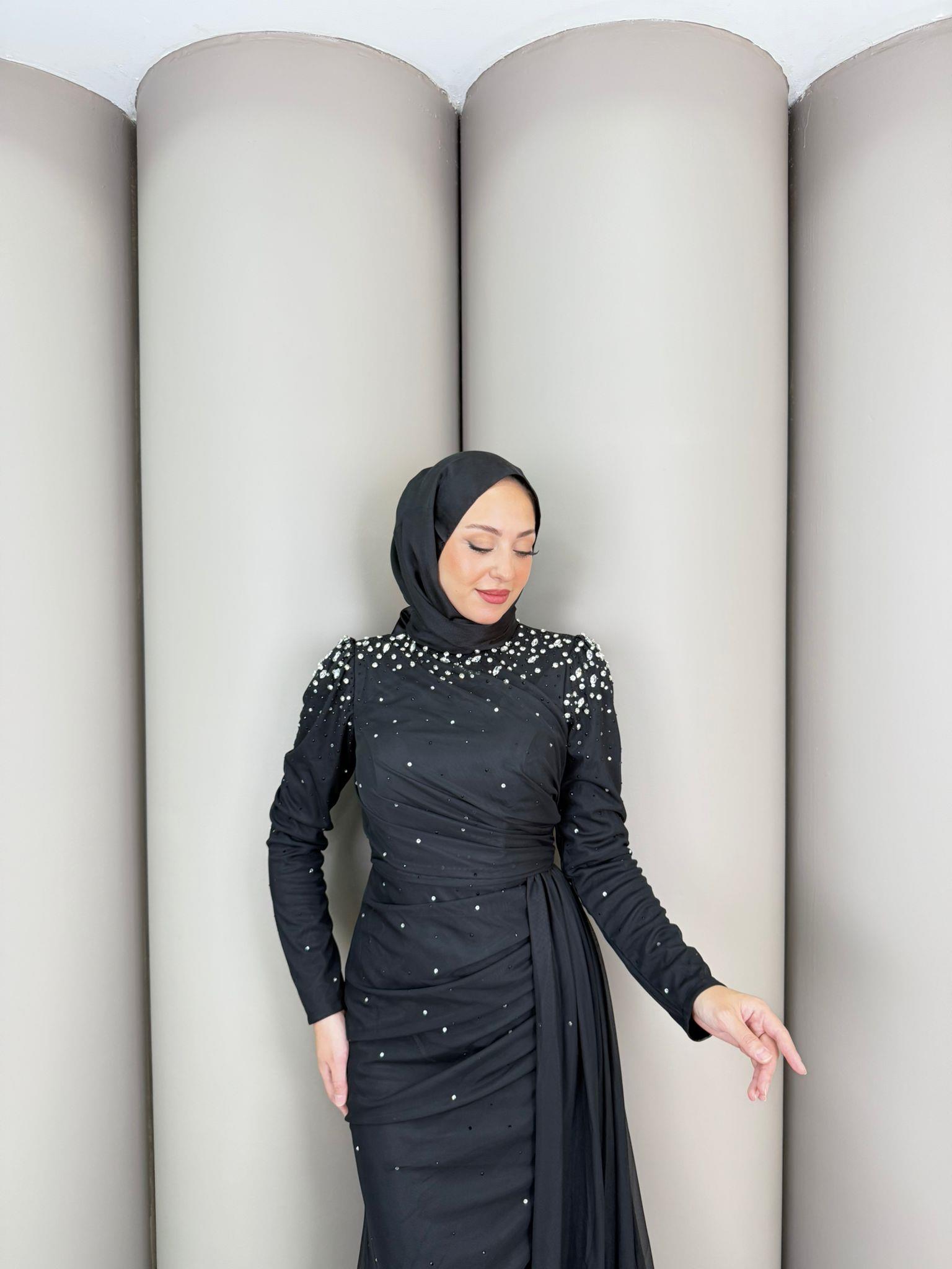 En Yeniler
Silva Abiye Siyah