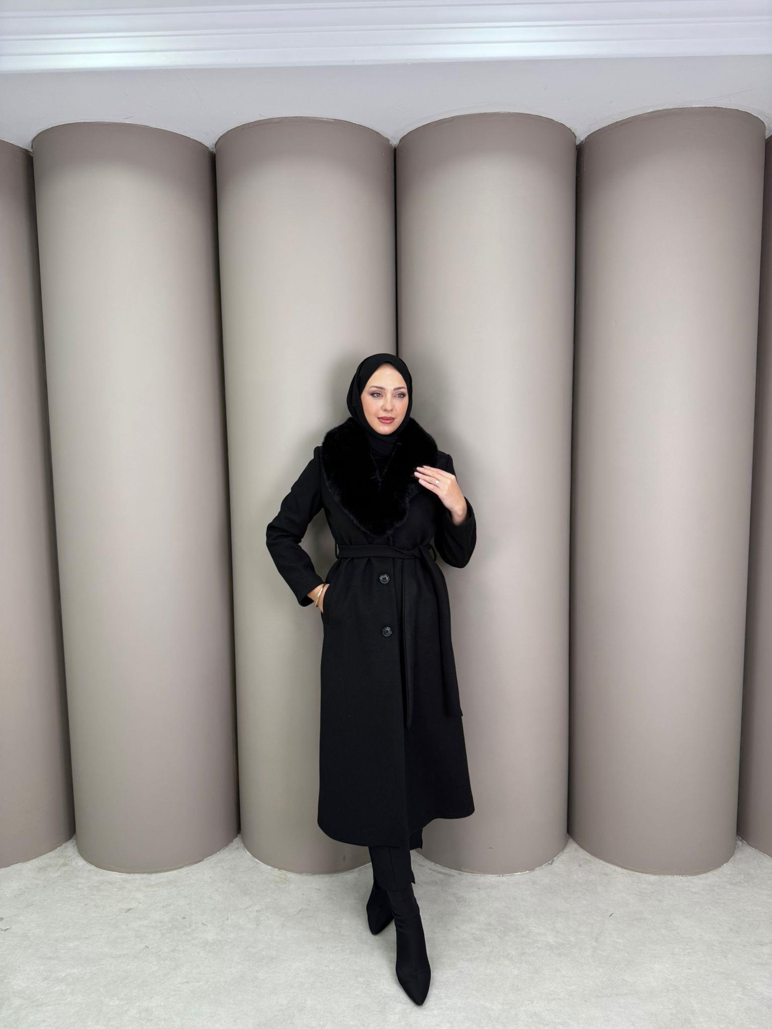 En Yeniler
Yakası Kürklü Kaban Siyah