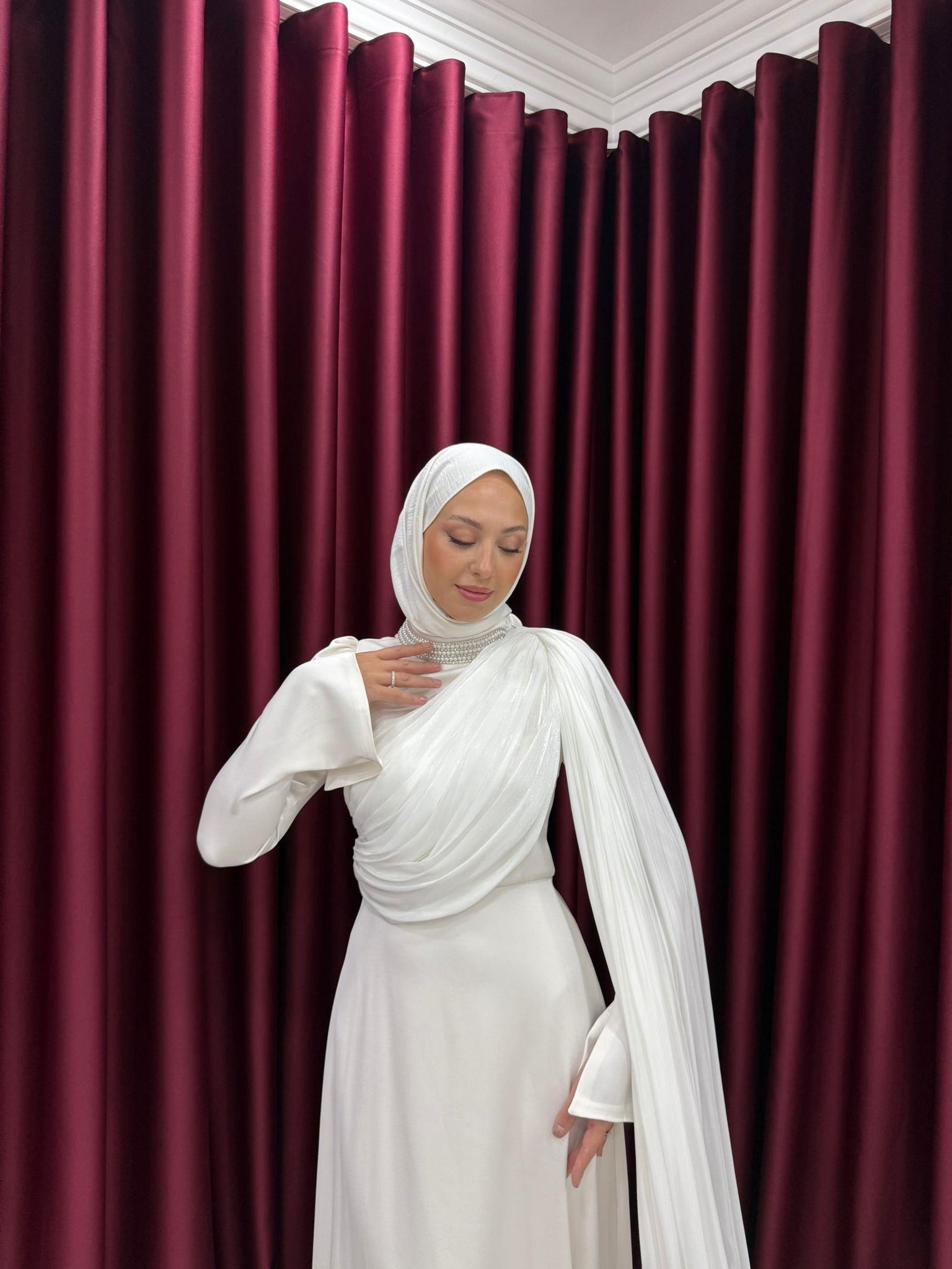 Giyim
Sofia Abiye Beyaz