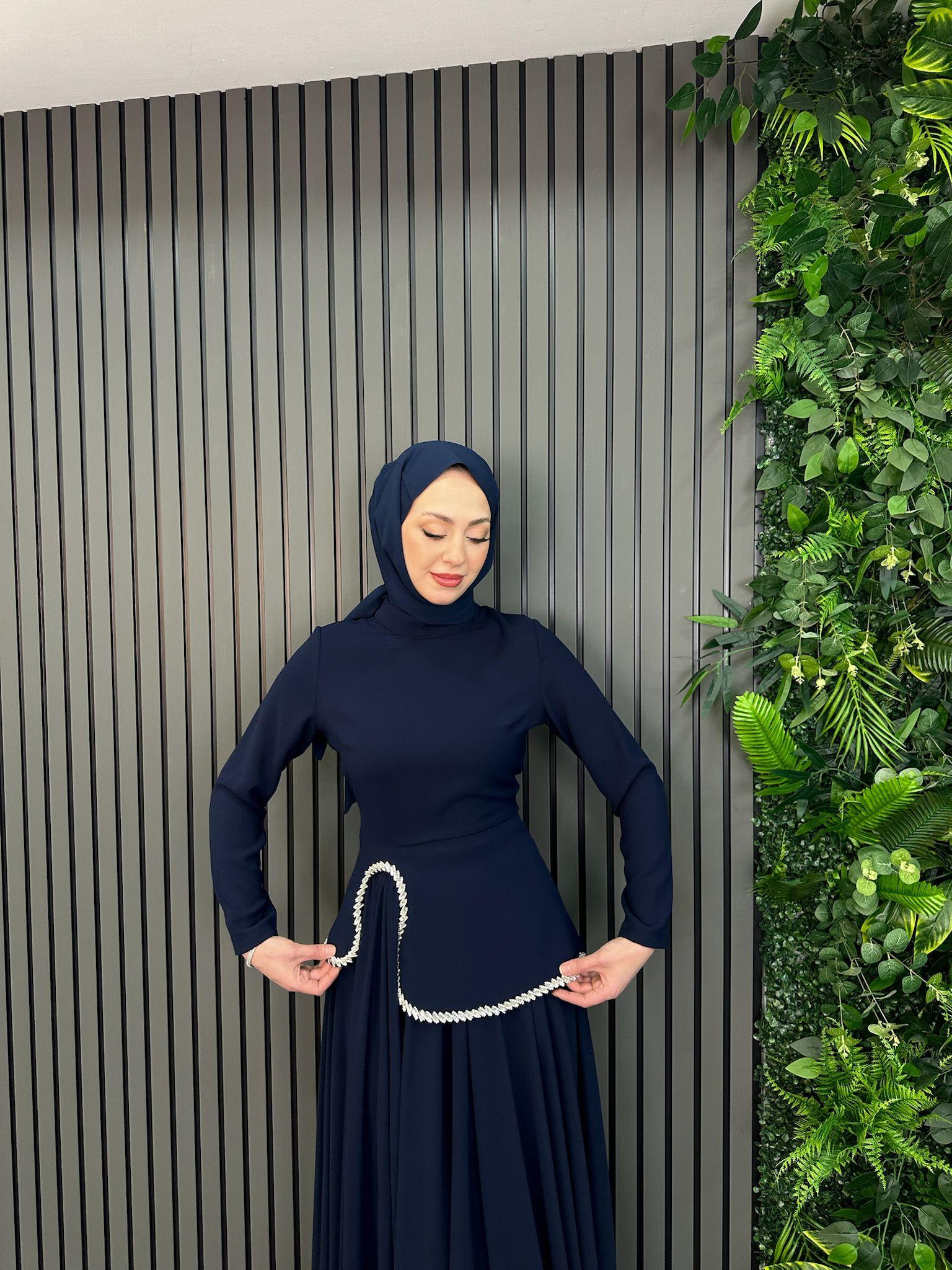 Takım
Bade Takım Lacivert