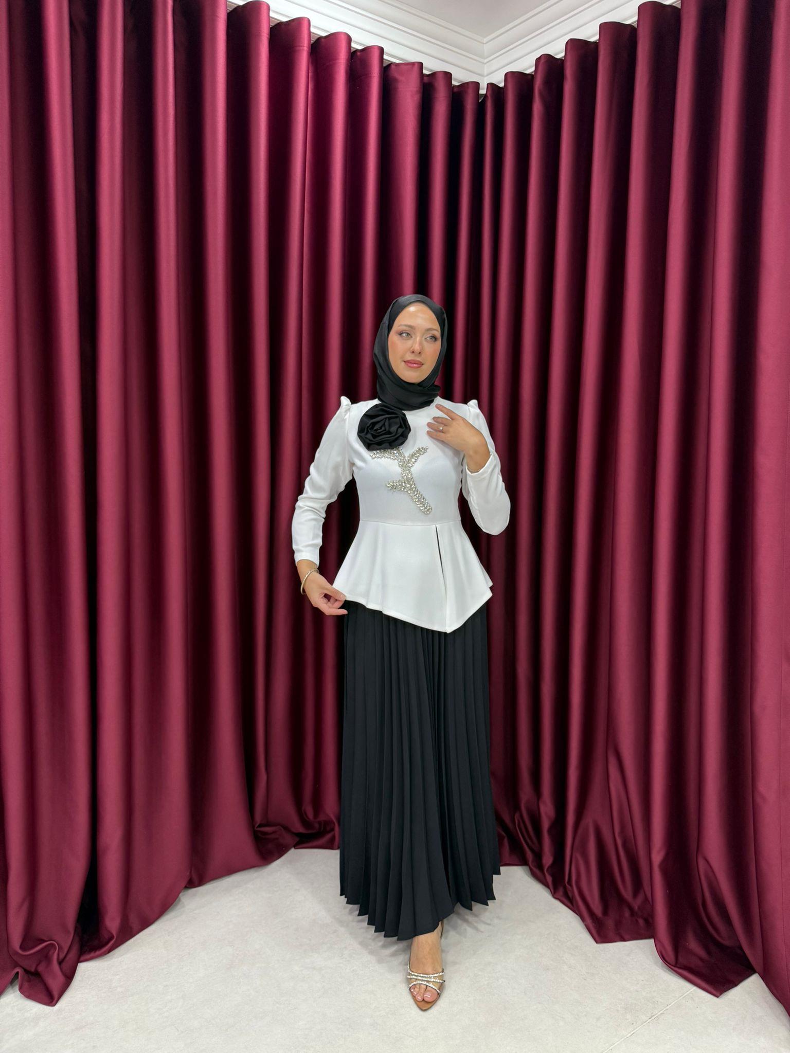 Takım
Medine Takım Beyaz-Siyah