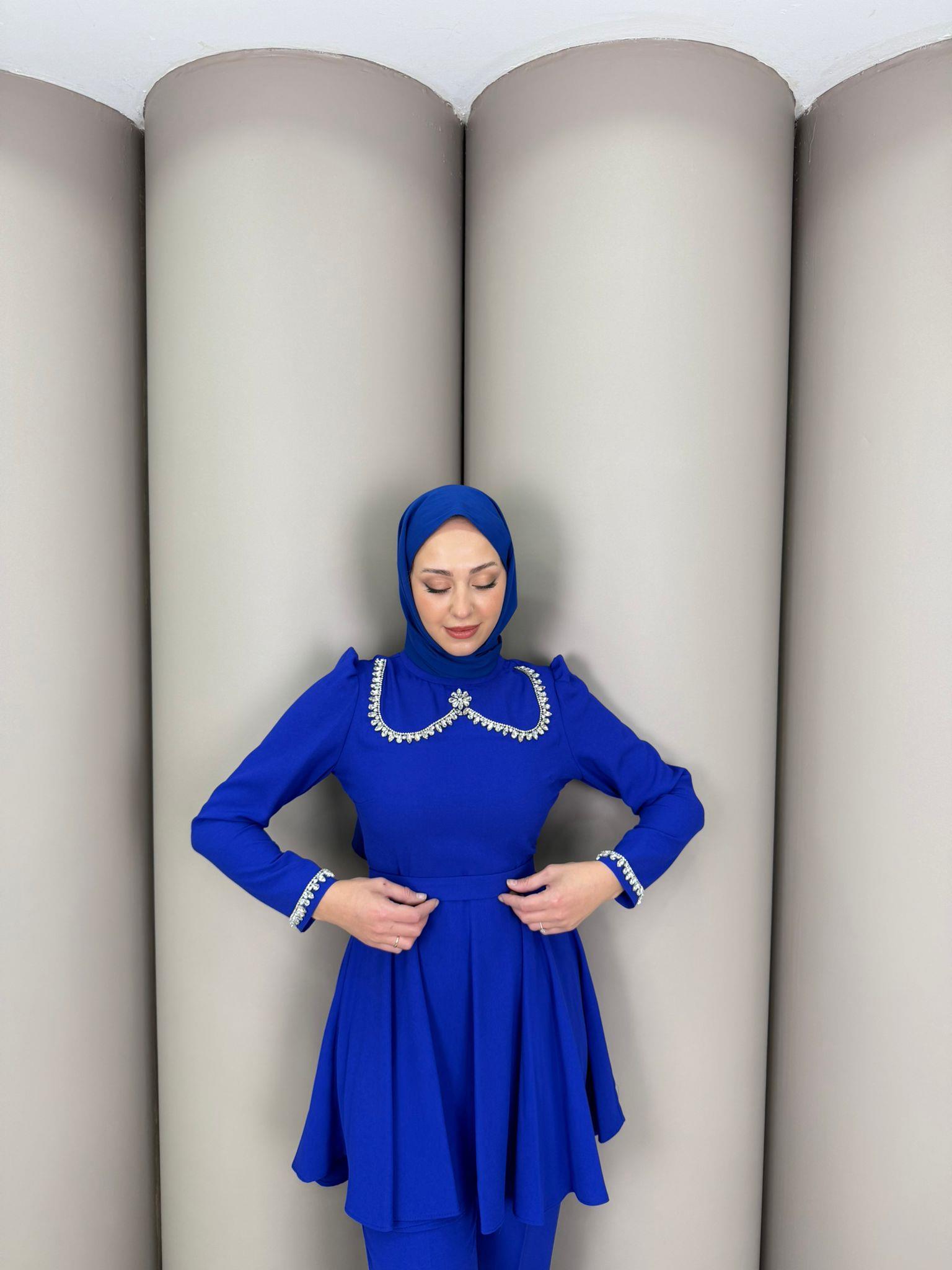 Takım
Tülin Takım Saks Mavi