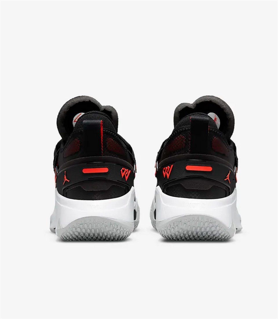 DC3637-160Jordan Why Not Zer0.5 ''Bloodline''