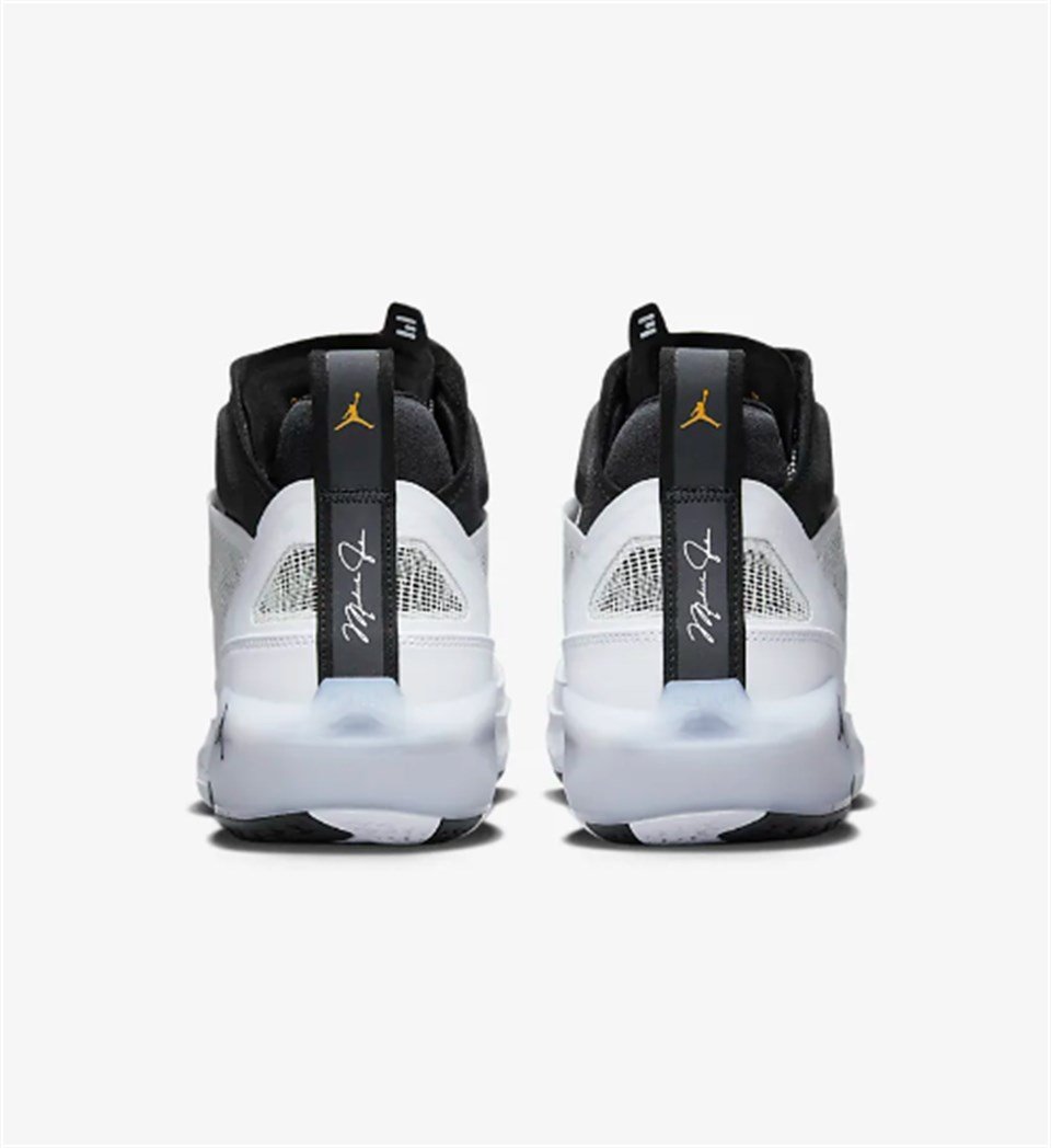 DD6958-108Air Jordan 37 ''Oreo''