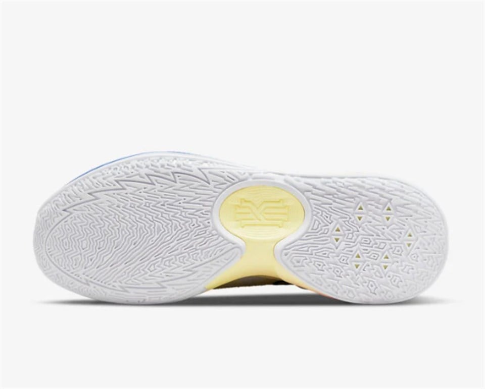 DJ6012-100Nike Kyrie Low 5 ''Butterfly Effect''