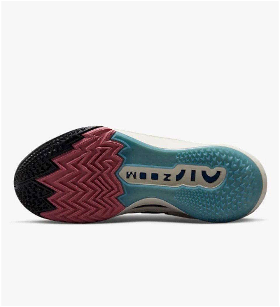 DJ6015-003Air Zoom GT Cut 2 ''Black Desert Berry''