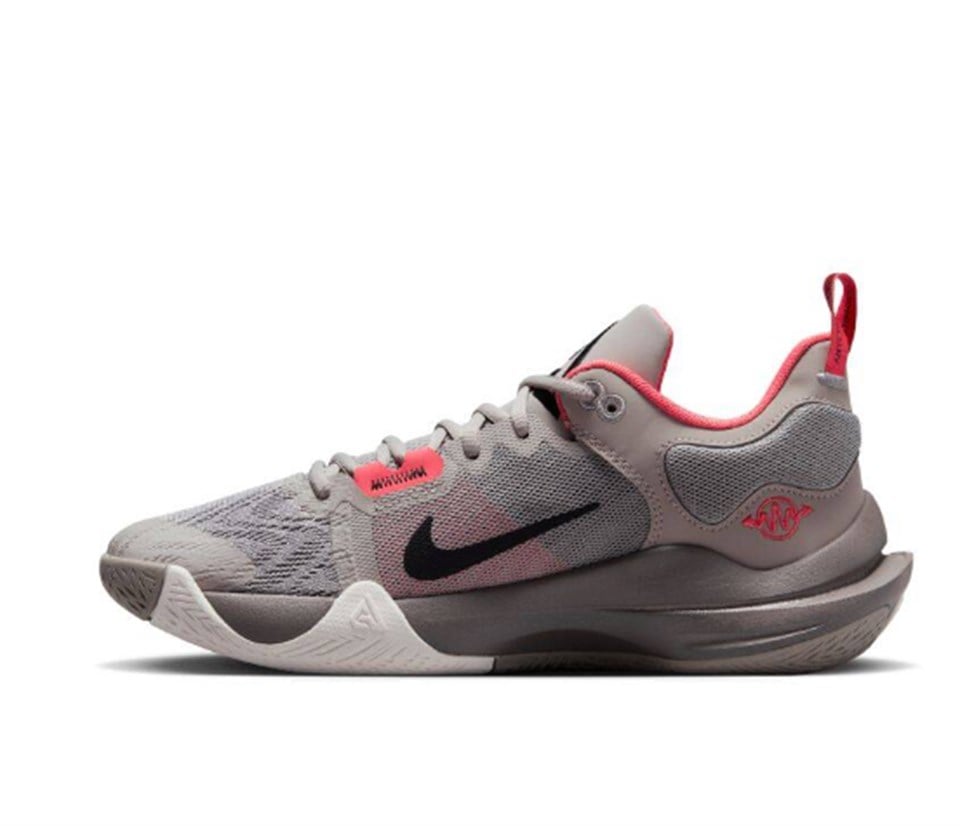 DM0825-003Giannis Immortality 2 'Cobblestone'