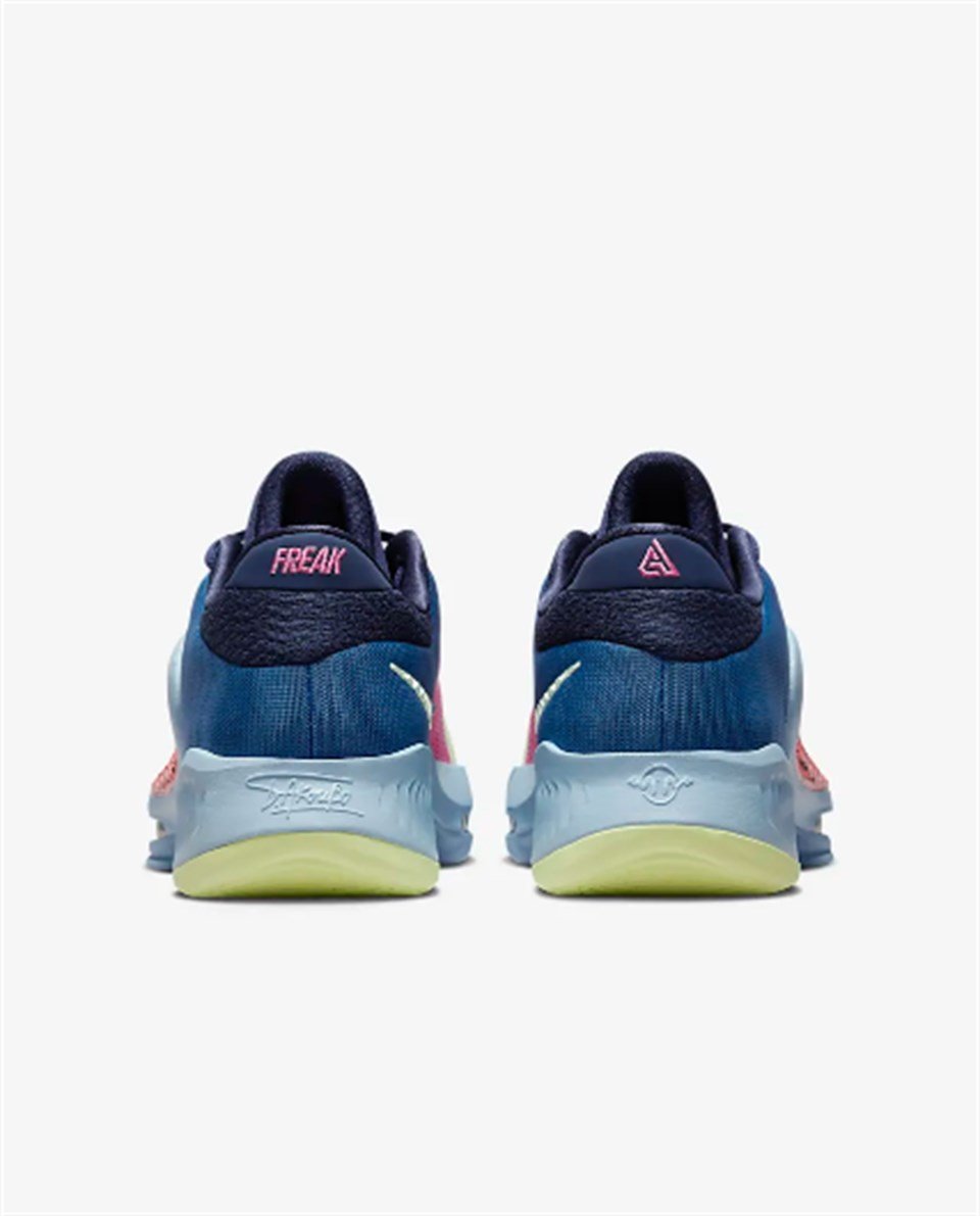 DO9680-400Zoom Freak 4 ''Unbelievable''