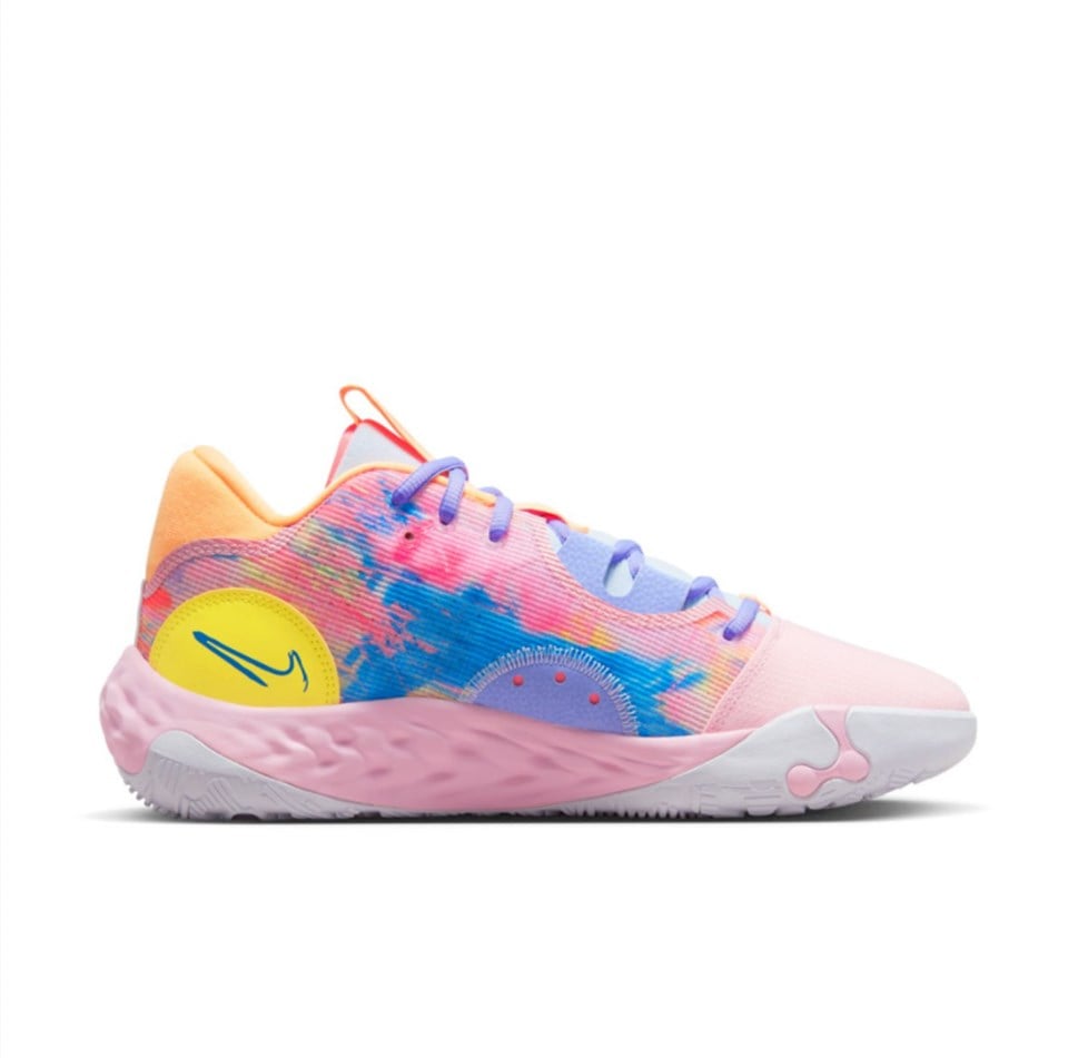 DO9824-100Nike PG 6 ''Painted Swosh''