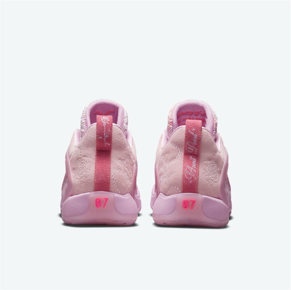 DQ3851-600Nike KD 15 ''Aunt Pearl''