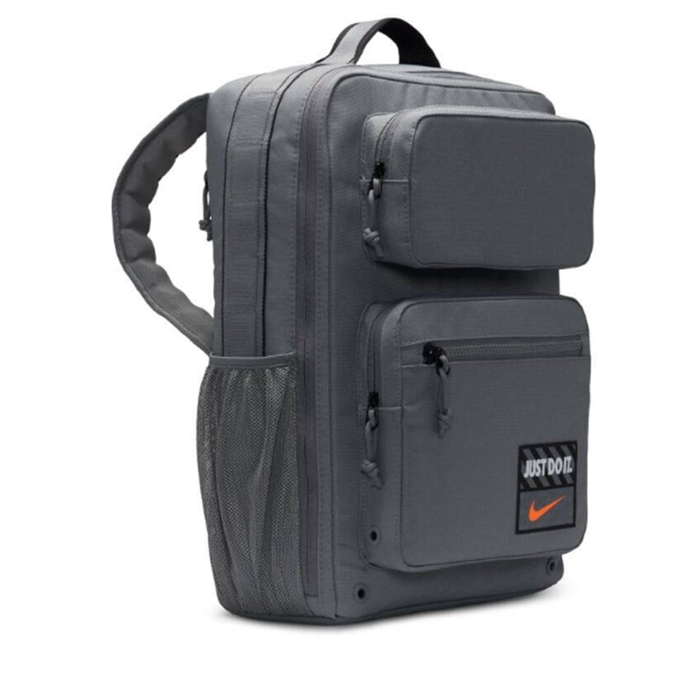 DQ5183-084Nike Utility Speed 