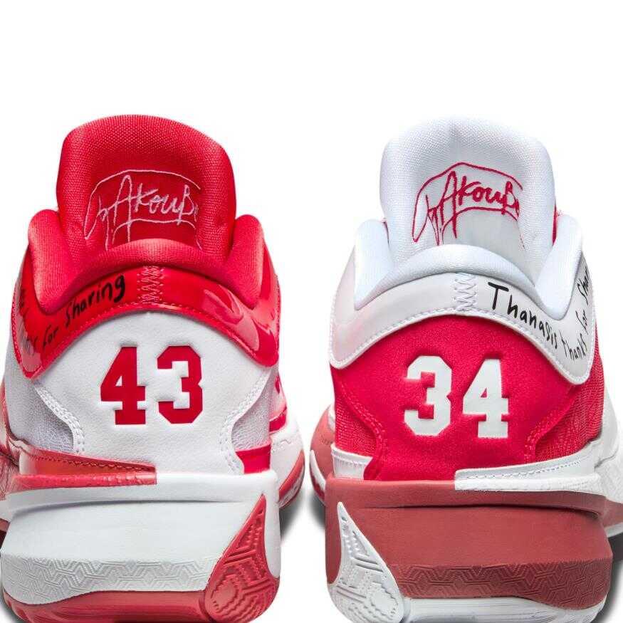 FV1933-600Nike Zoom Freak 5 