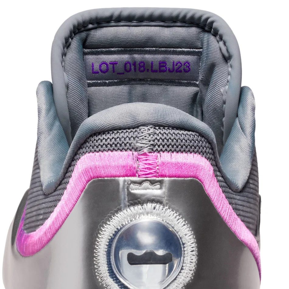 if0694-002Nike LeBron 23 “Bubble Boy”
