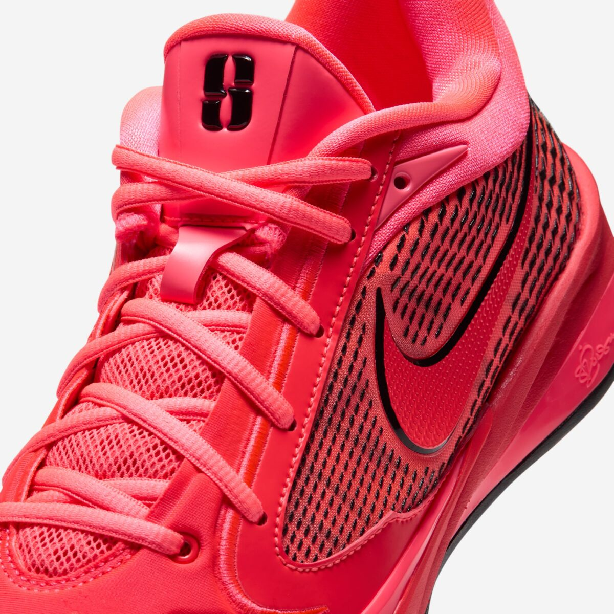 II0402-601Nike Sabrina 4 “Light Work”