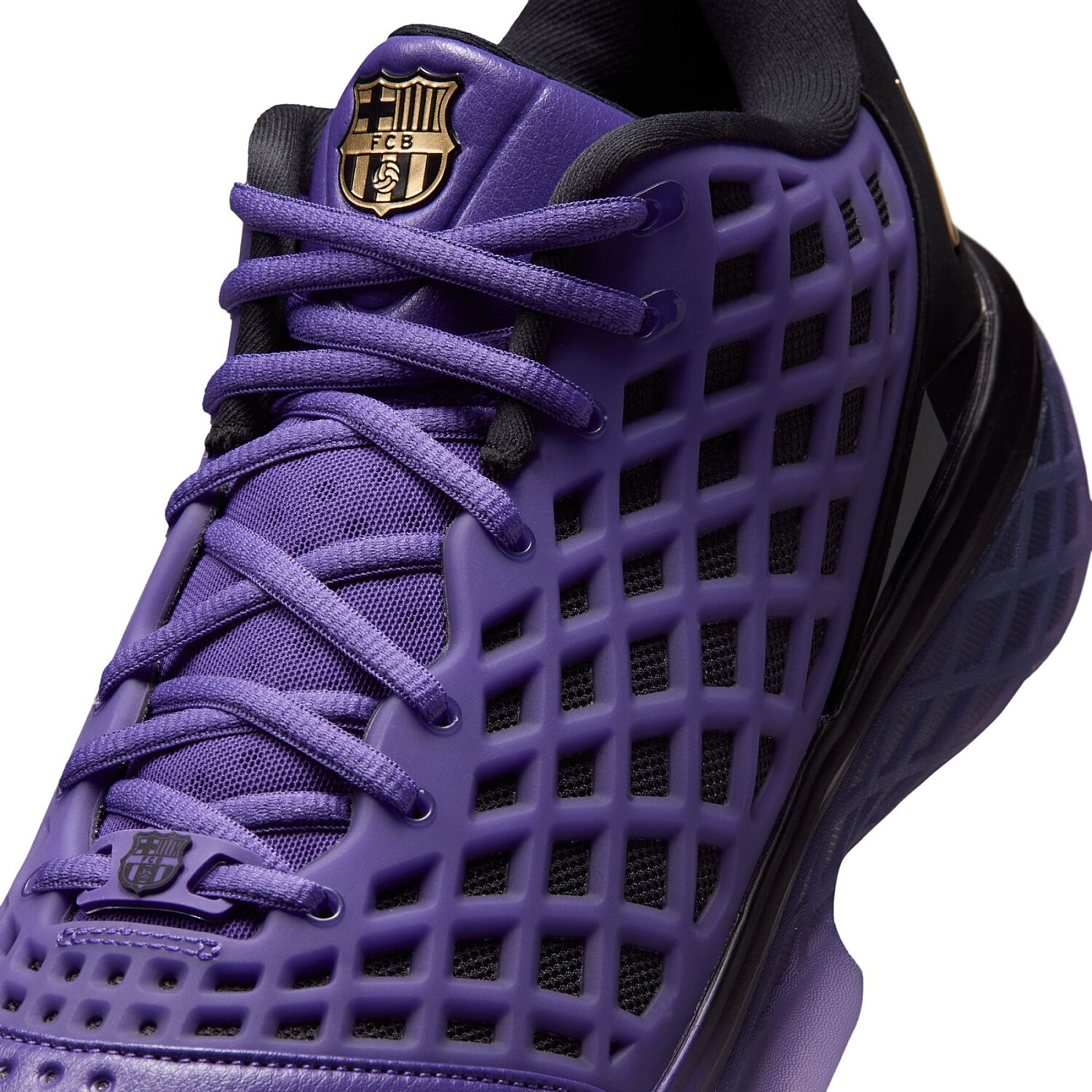 IO6257-001Kobe 3 Low Protro x FC Barcelona