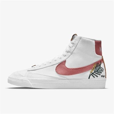 Nike Blazer Mid '77 SE 