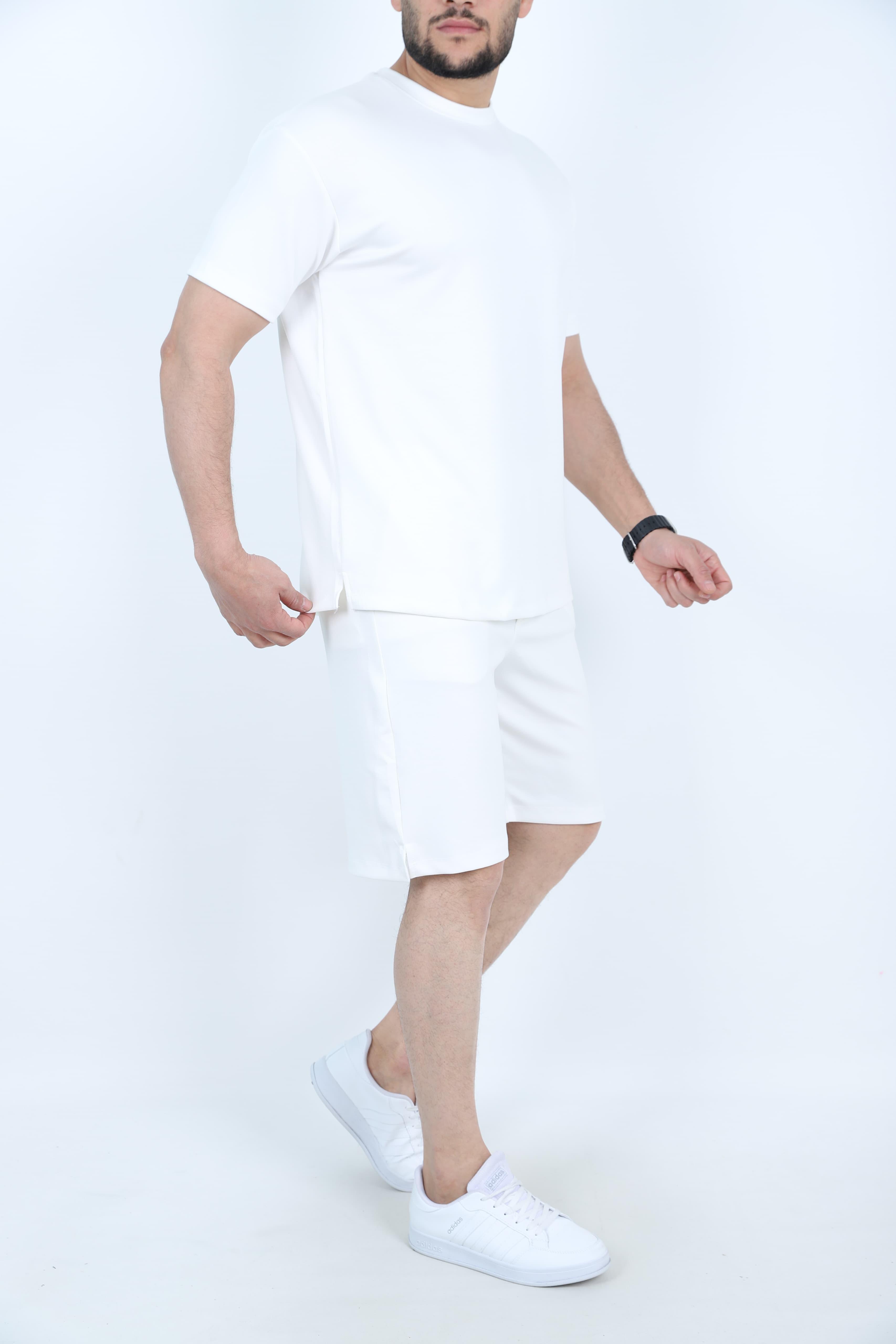 Beyaz şort takım