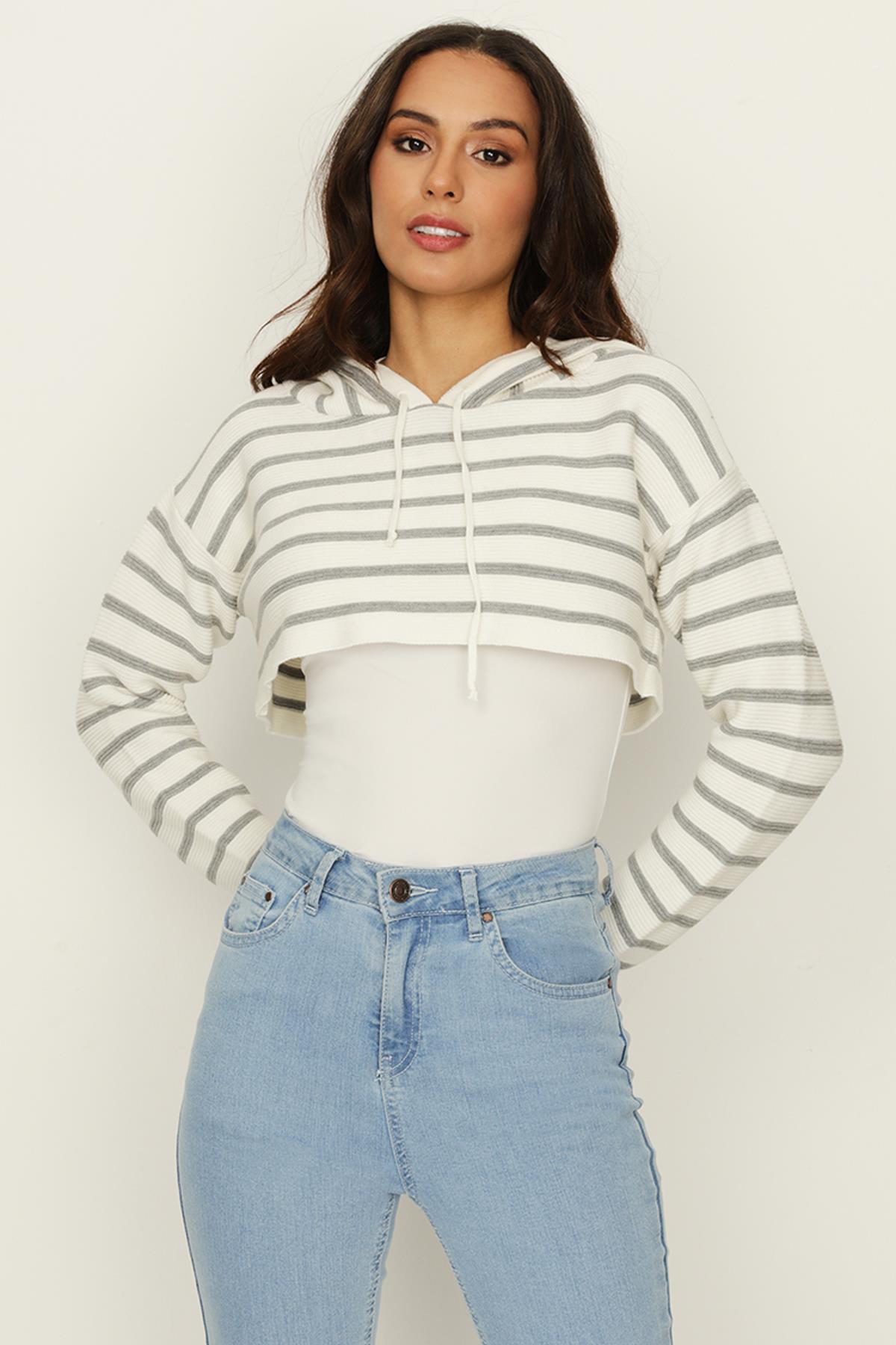 Kadın Çizgili Kapüşonlu Crop Triko