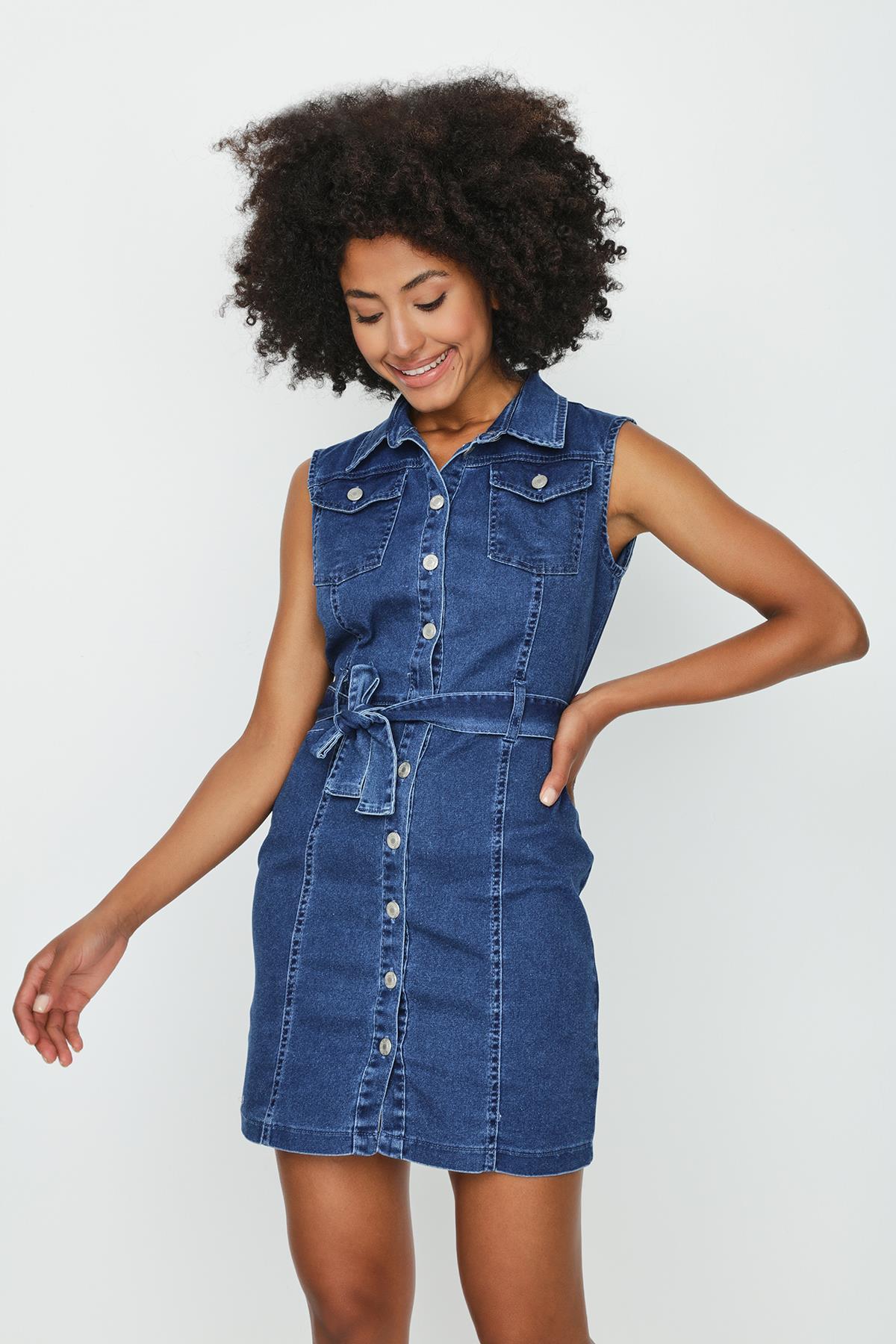 Kadın Düğmeli Kemerli Denim Elbise
