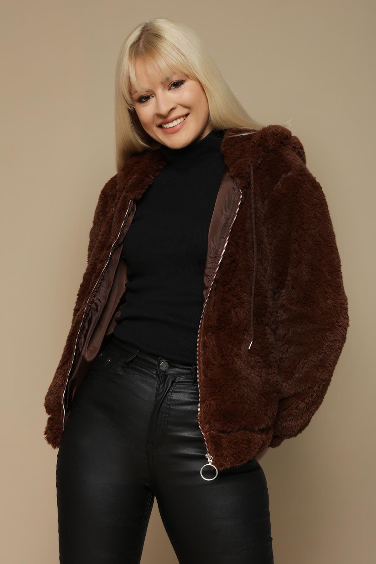 Kadın Kapüşonlu Peluş Mont