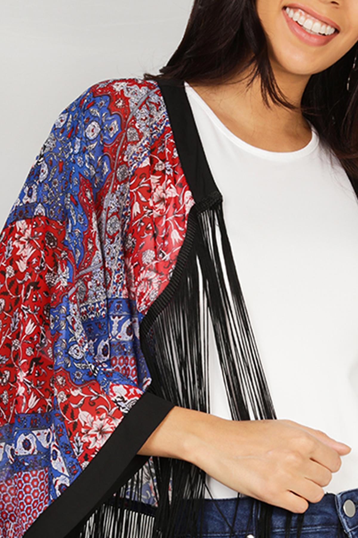 Kadın Renkli Püsküllü Kimono