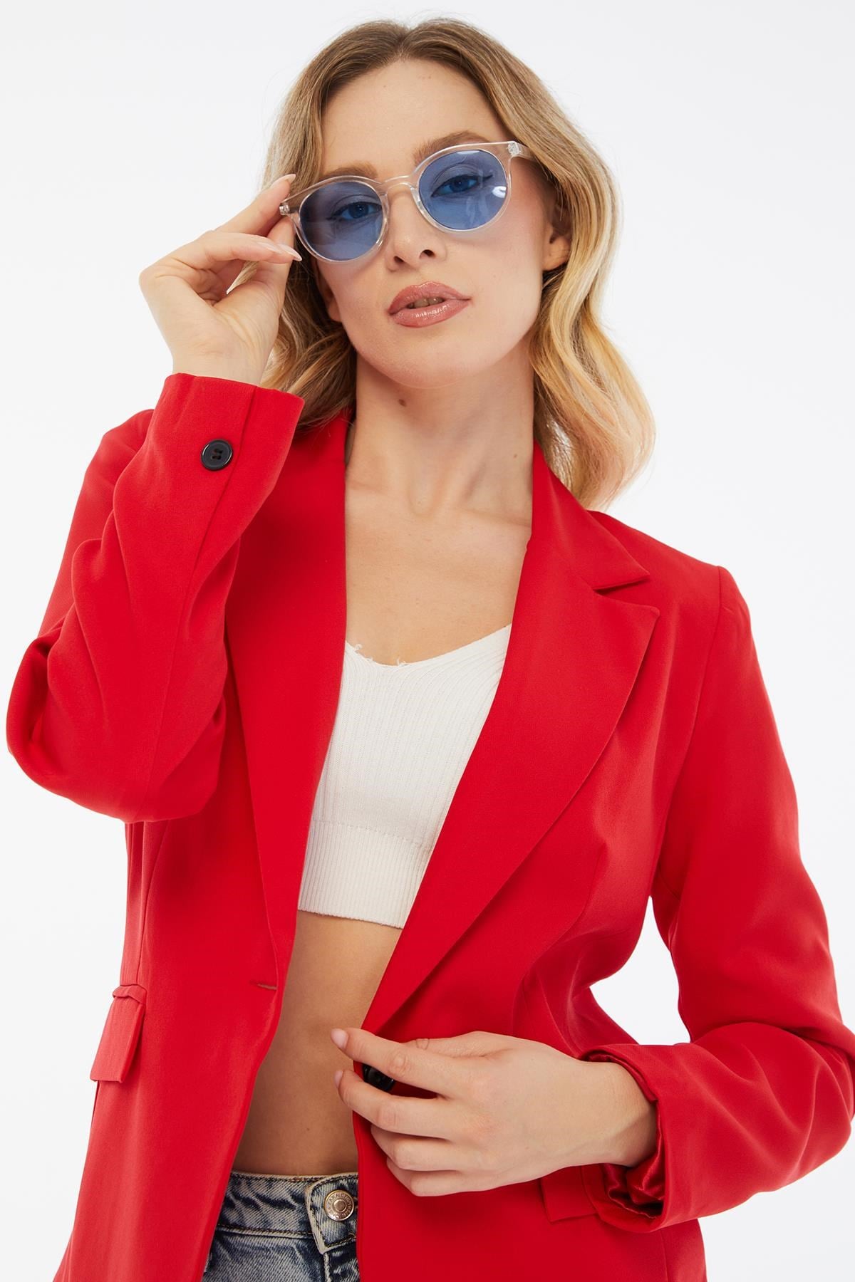 Kadın Tek Düğme Kapamalı Yırtmaç Detaylı Blazer Ceket