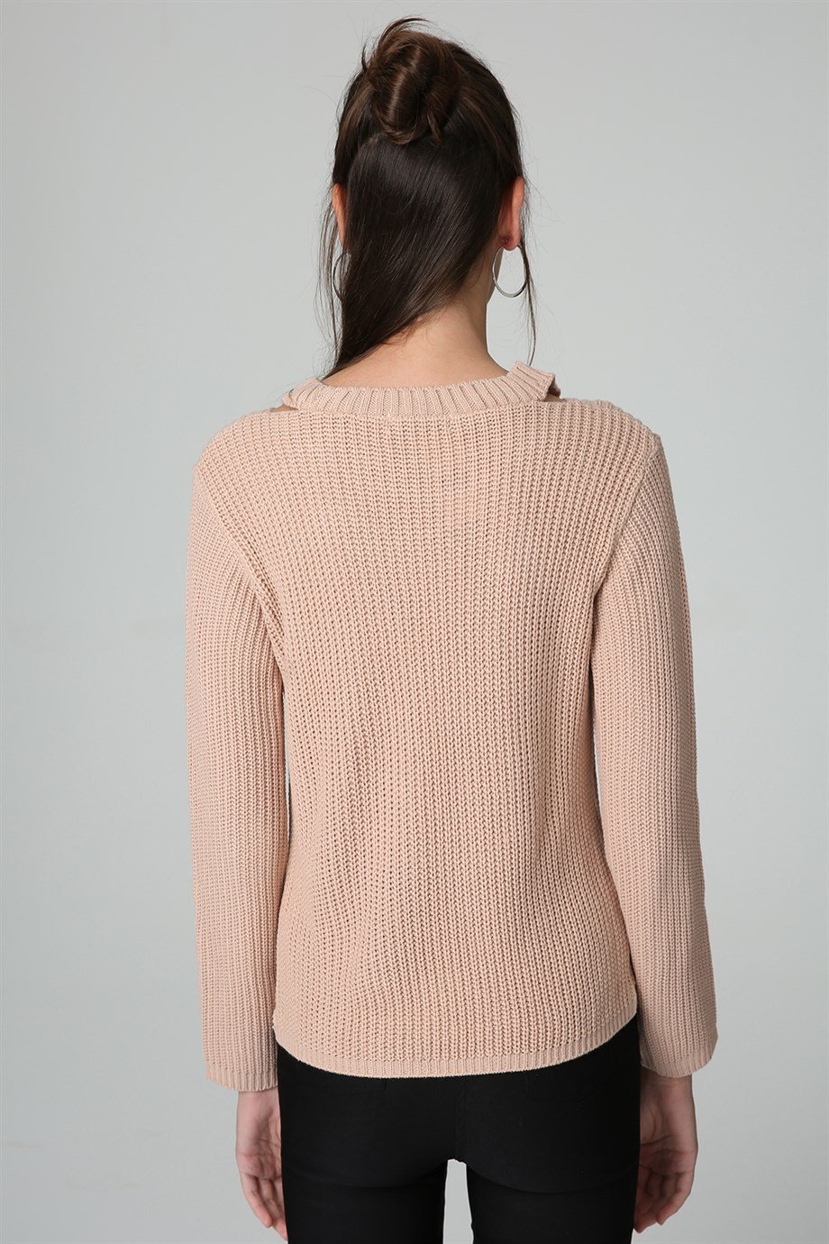 Kadın Yırtık Detaylı Kazak