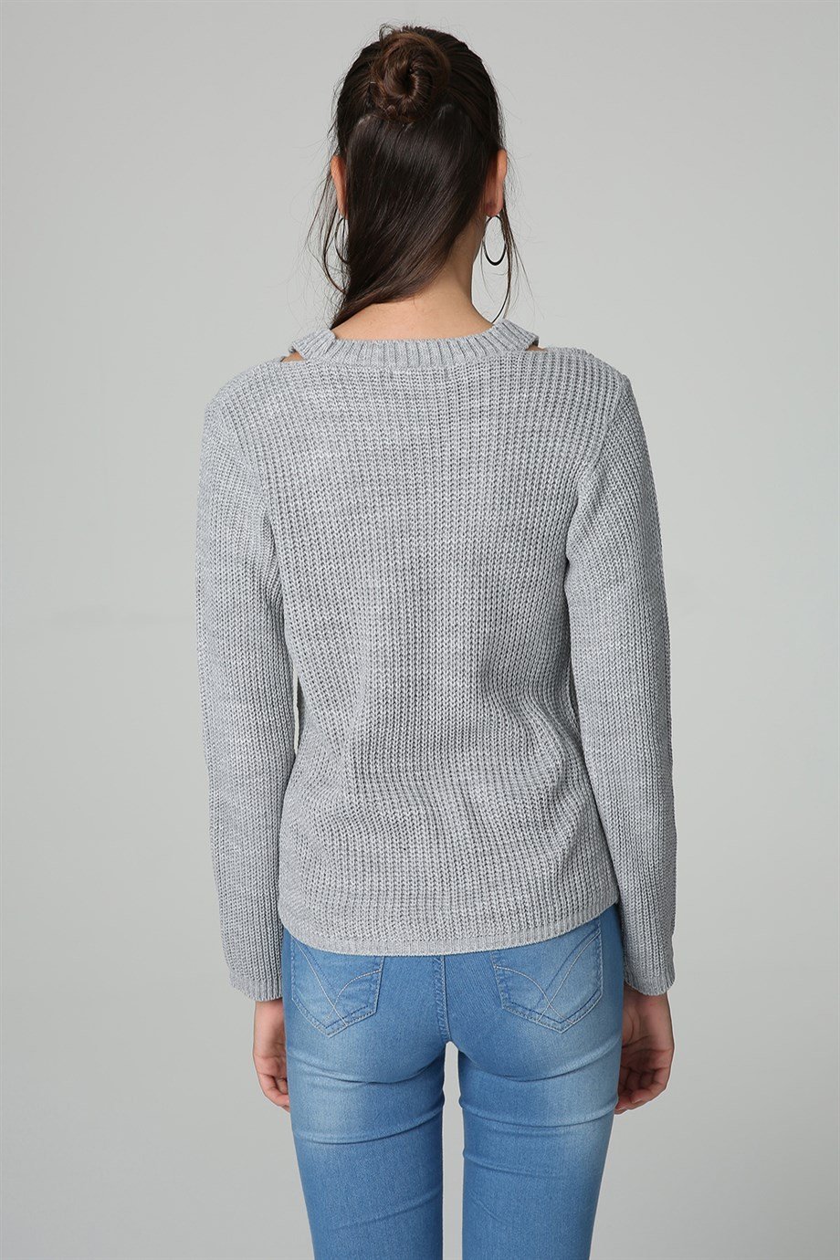 Kadın Yırtık Detaylı Kazak