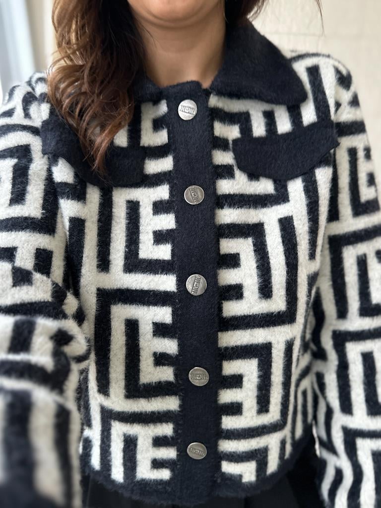 Angora Geometrik Desenli Ceket