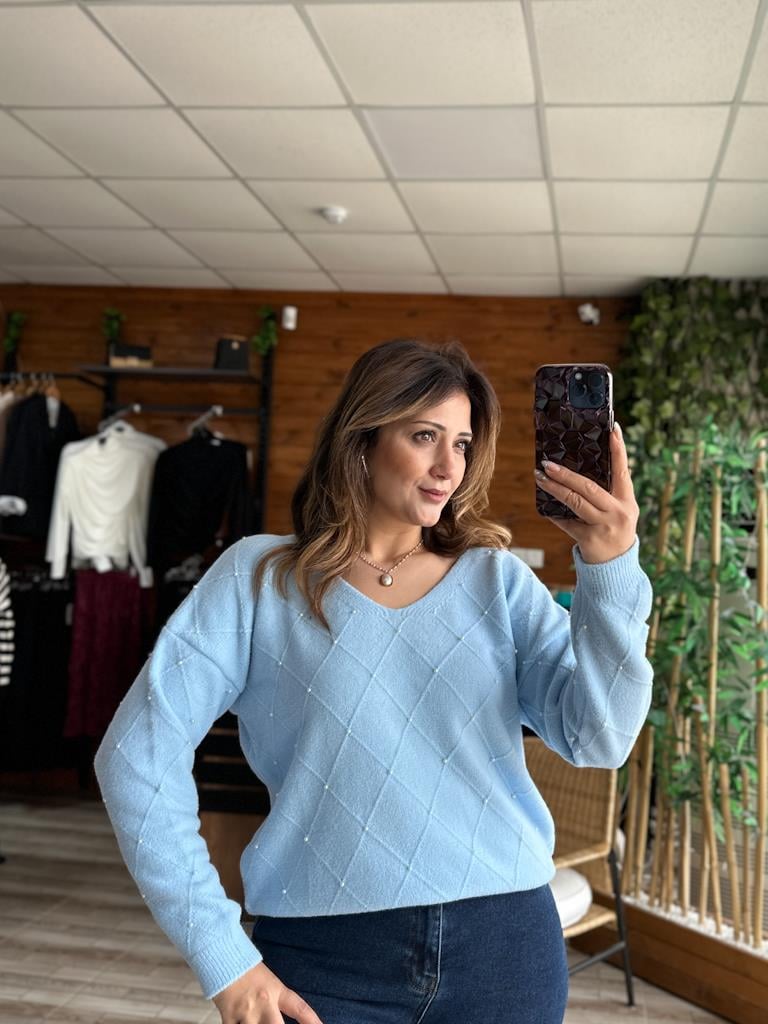 Bebe Mavi V Yaka İnci Detay Baklava Desen Yumoş Triko Kazak