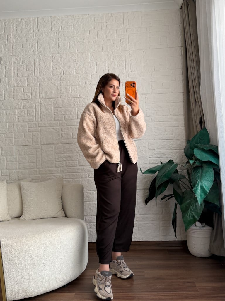 Bej Fermuarlı Polar Sweat Ceket