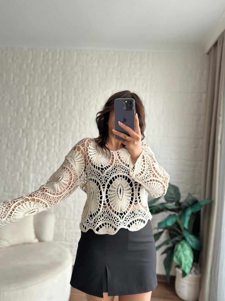 Bej Örme Detay Bluz