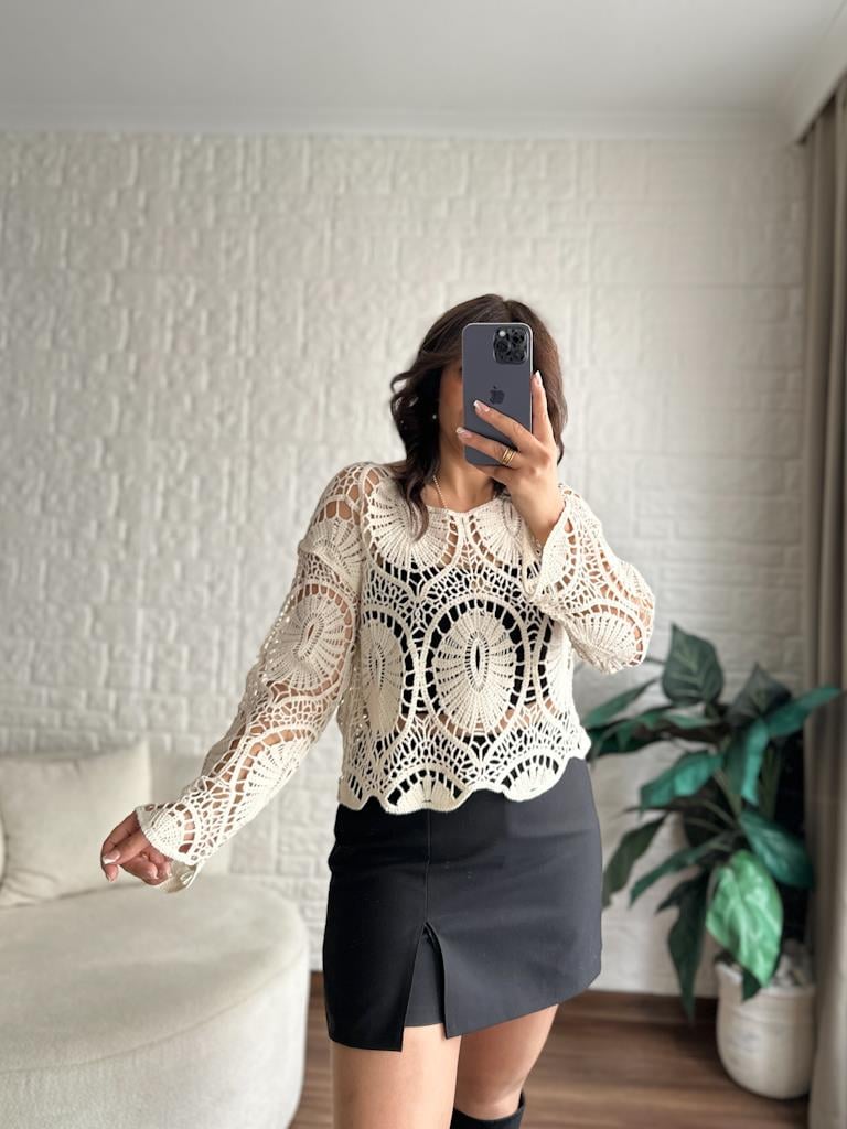 Bej Örme Detay Bluz